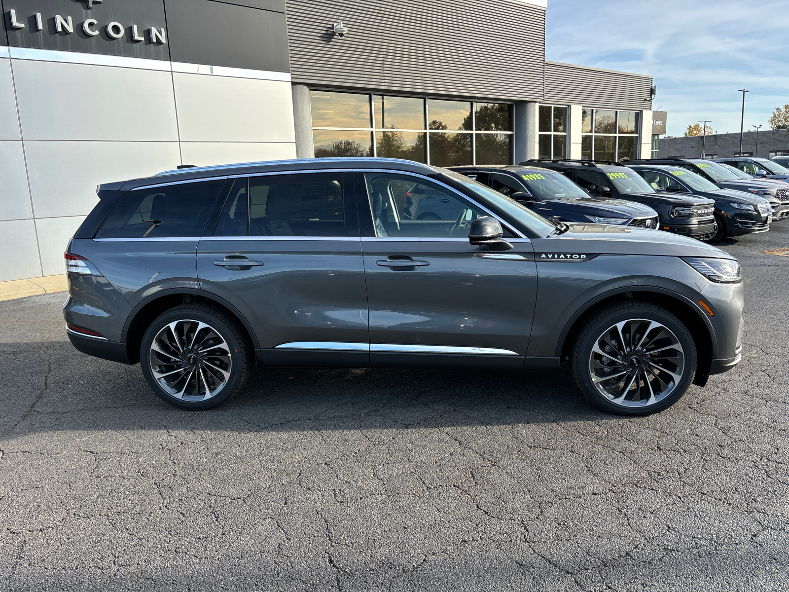 2025 Lincoln Aviator Reserve 8