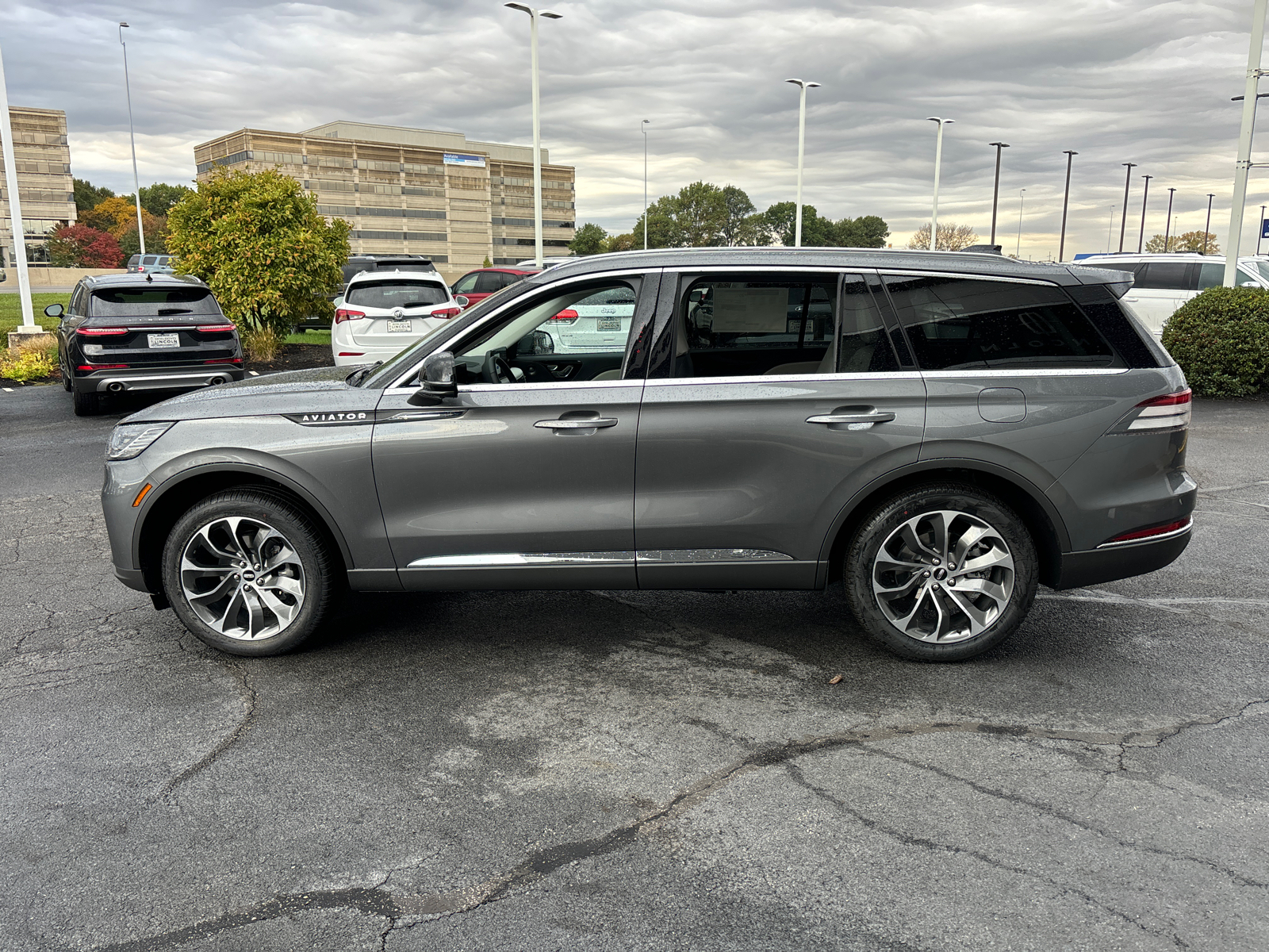 2025 Lincoln Aviator Reserve 4