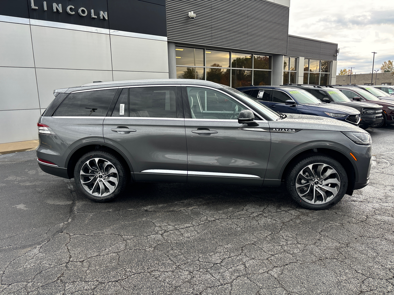 2025 Lincoln Aviator Reserve 8