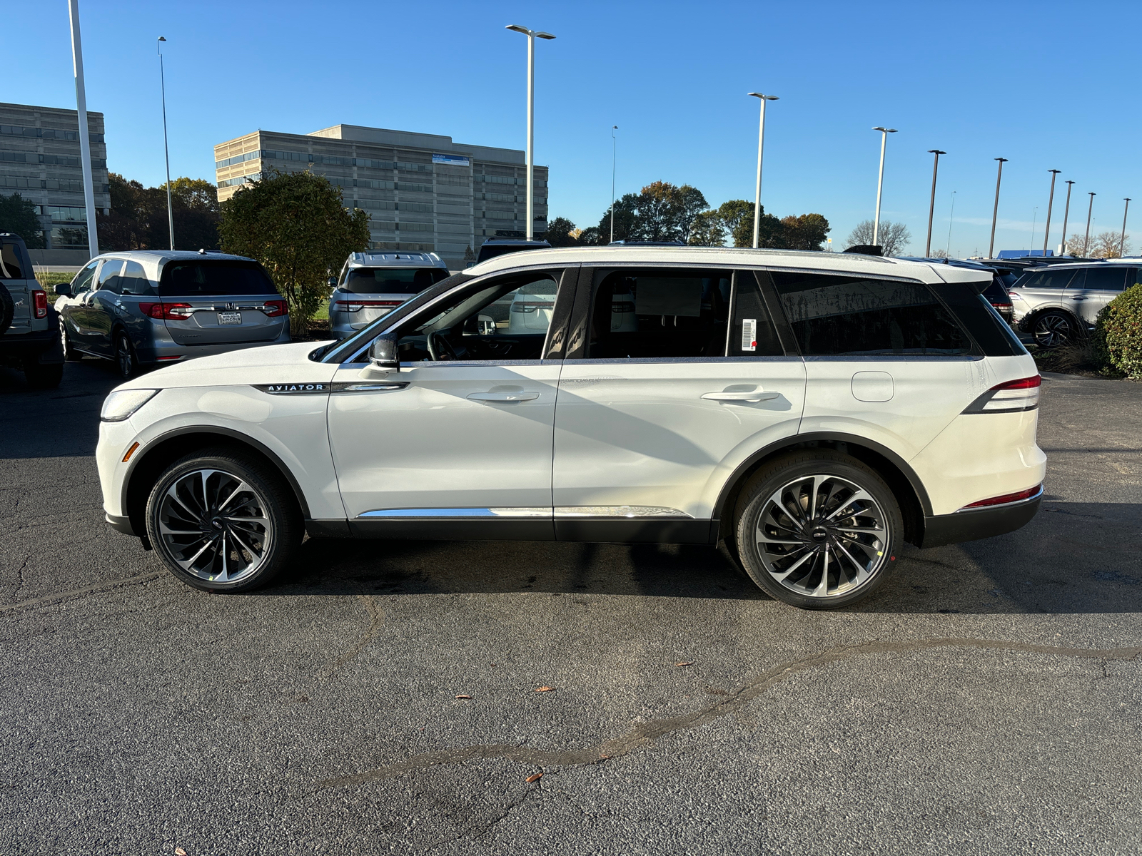 2025 Lincoln Aviator Reserve 4