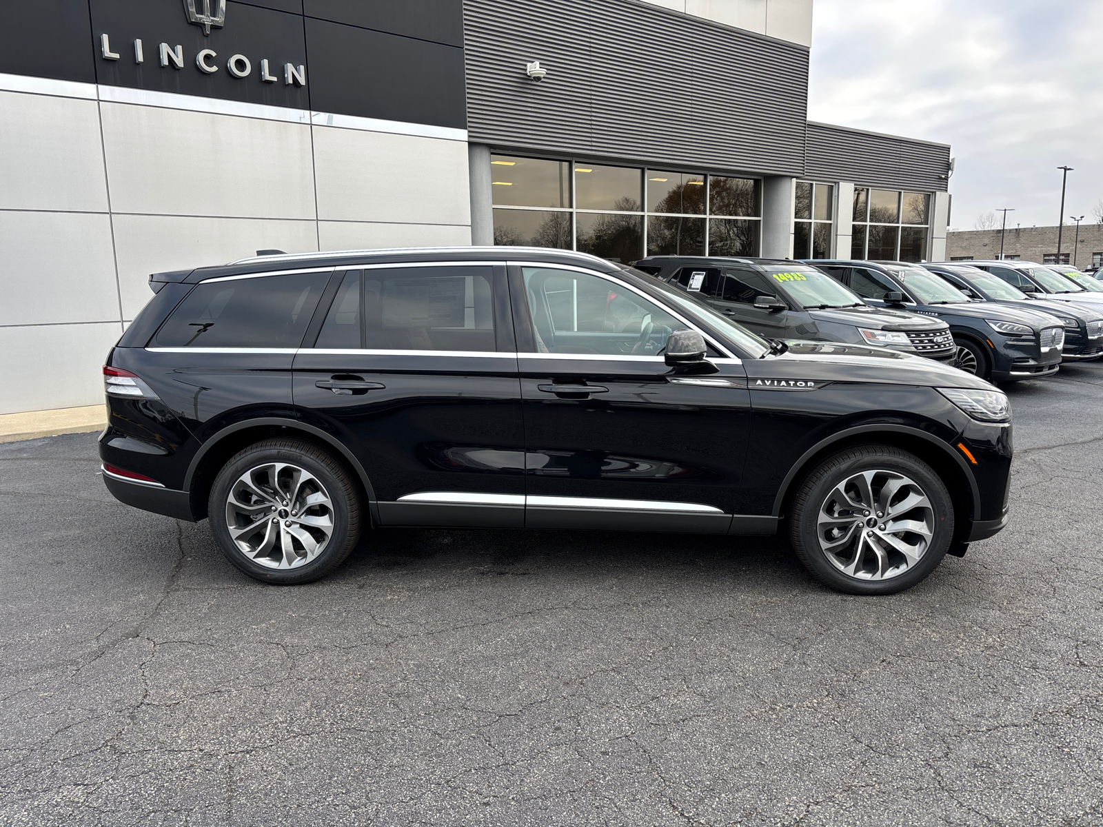 2025 Lincoln Aviator Reserve 8