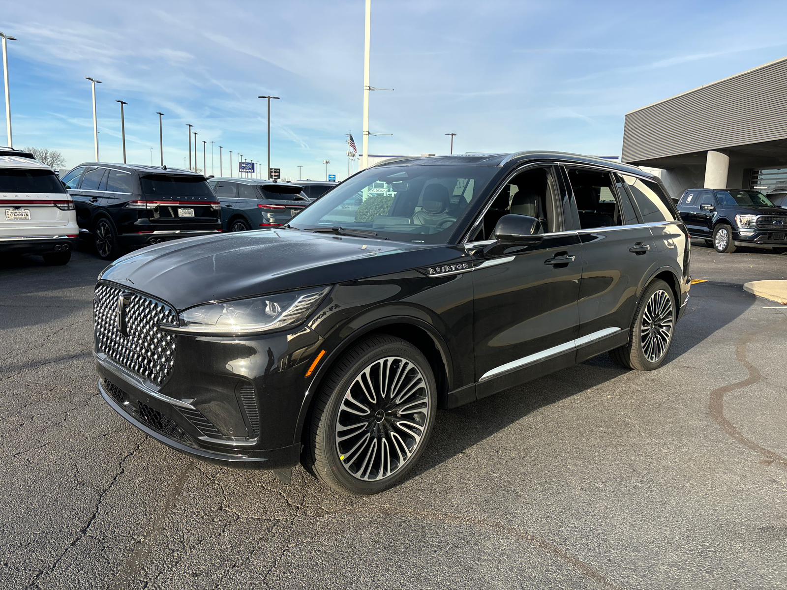 2025 Lincoln Aviator Black Label 3