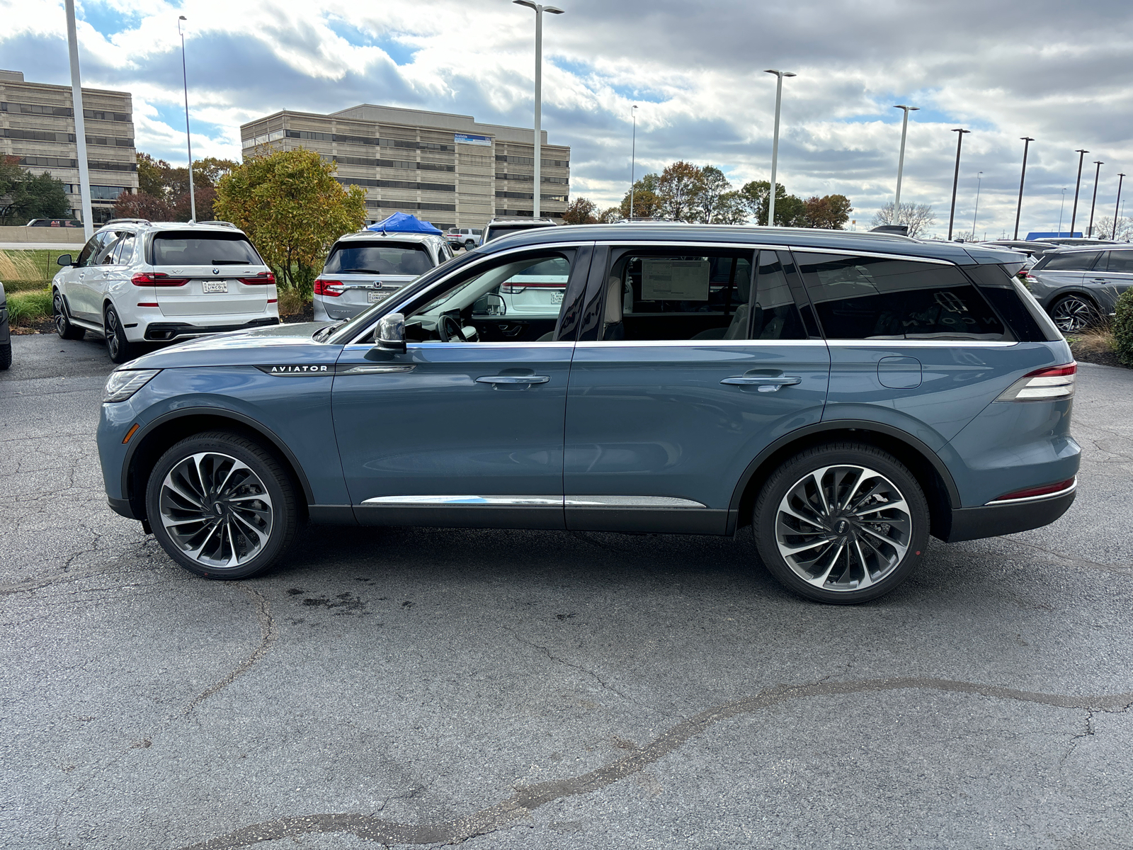 2025 Lincoln Aviator Reserve 4