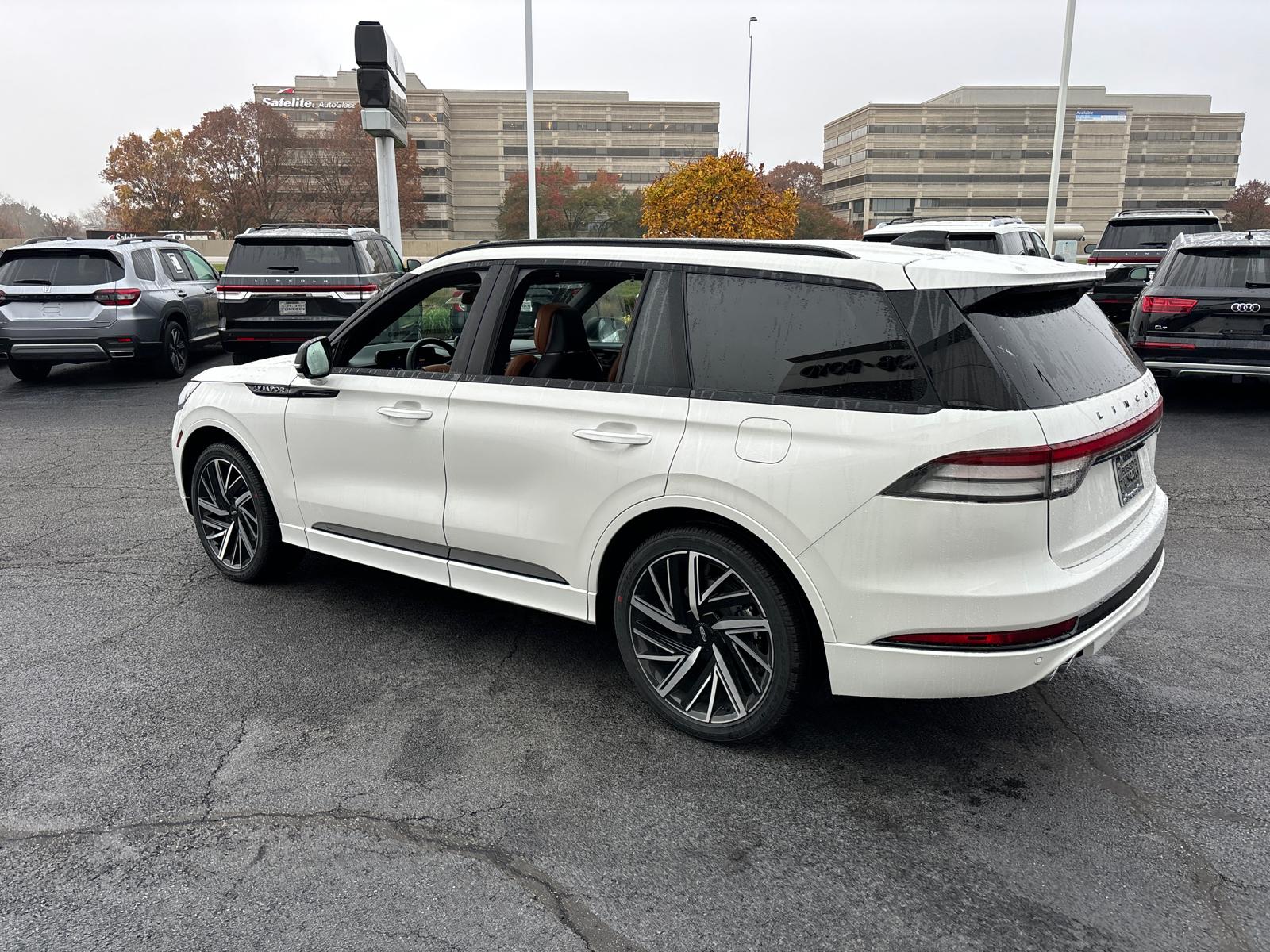 2025 Lincoln Aviator Black Label 5