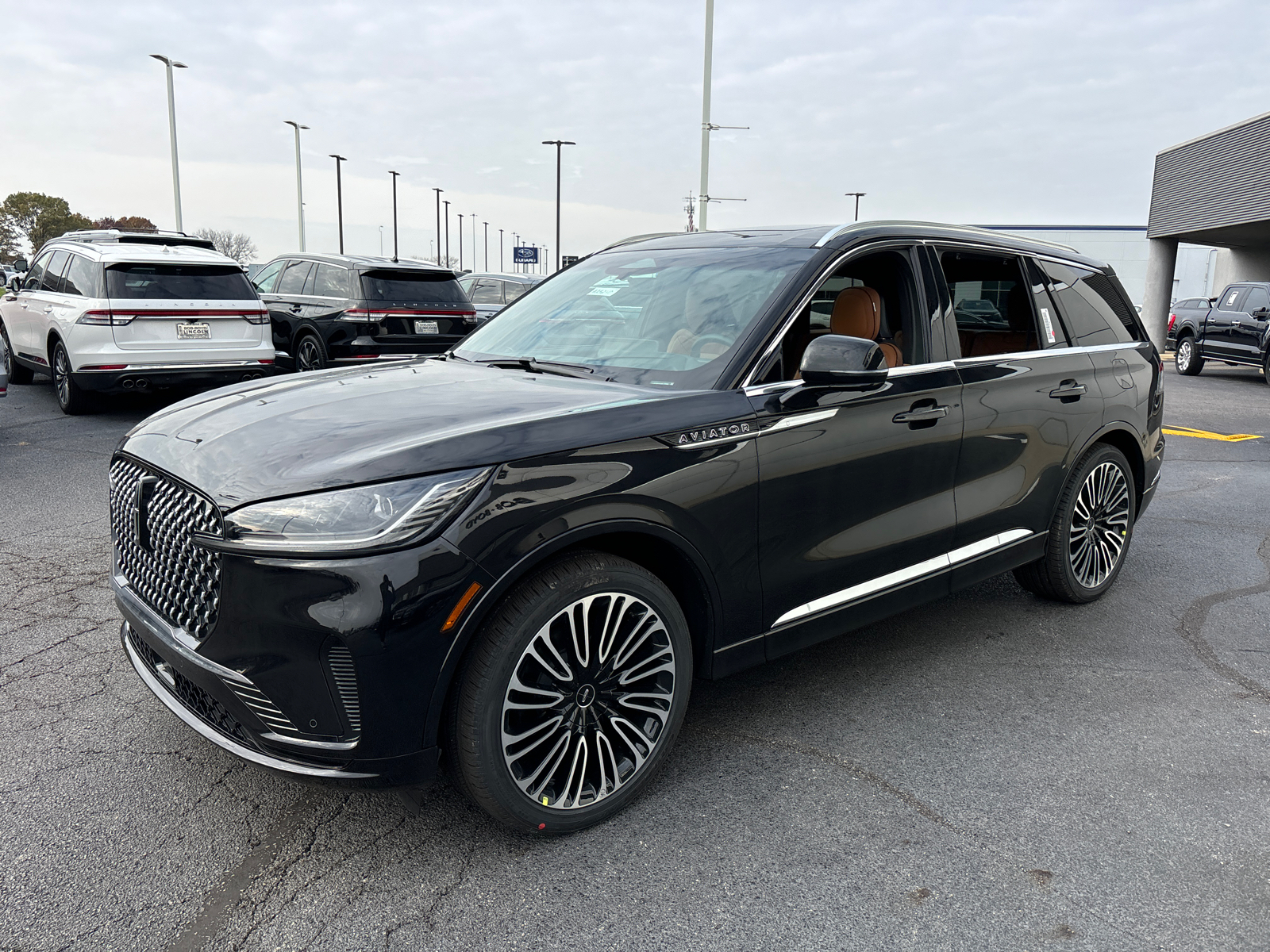 2025 Lincoln Aviator Black Label 3