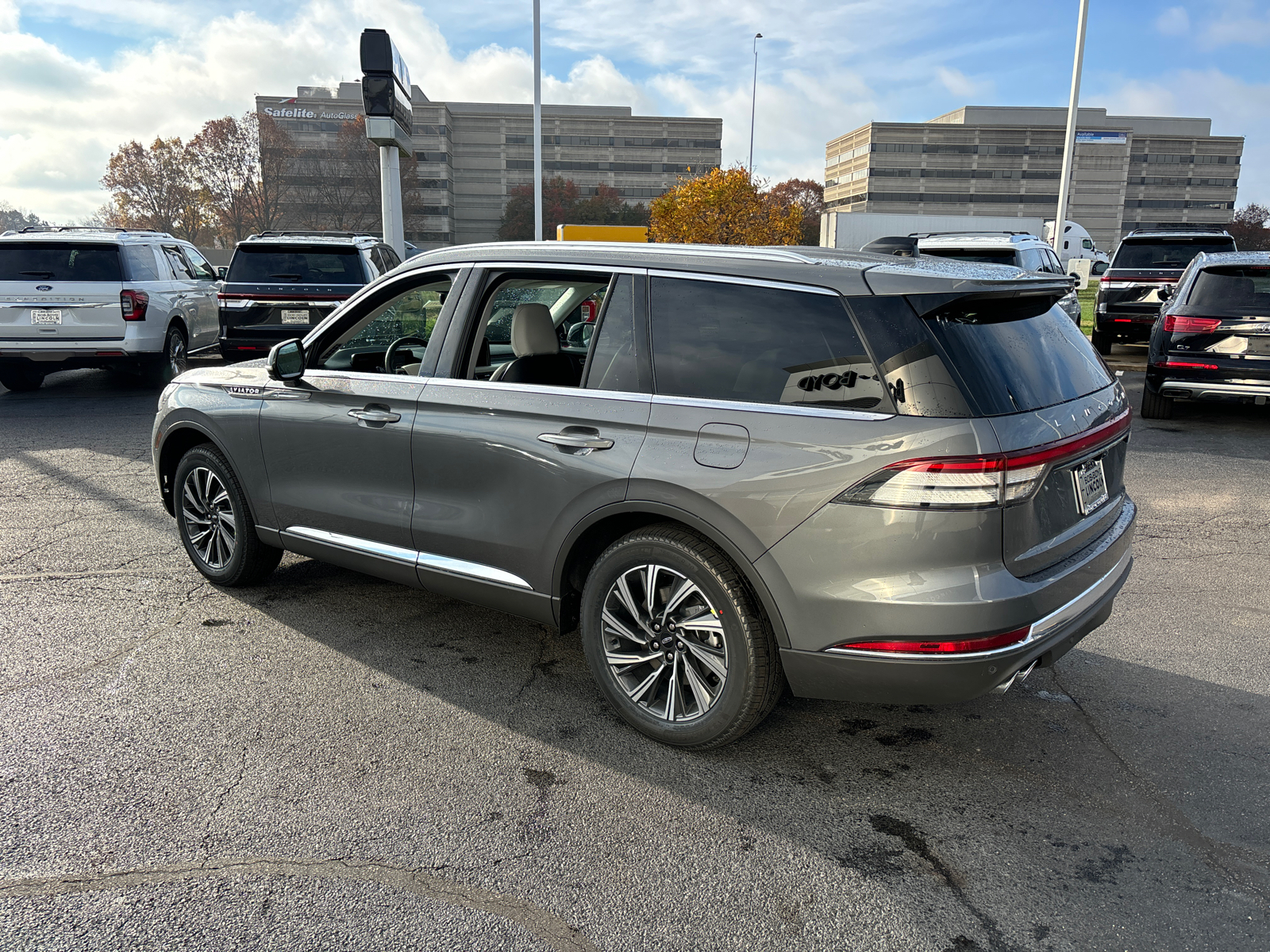 2025 Lincoln Aviator Premiere 5