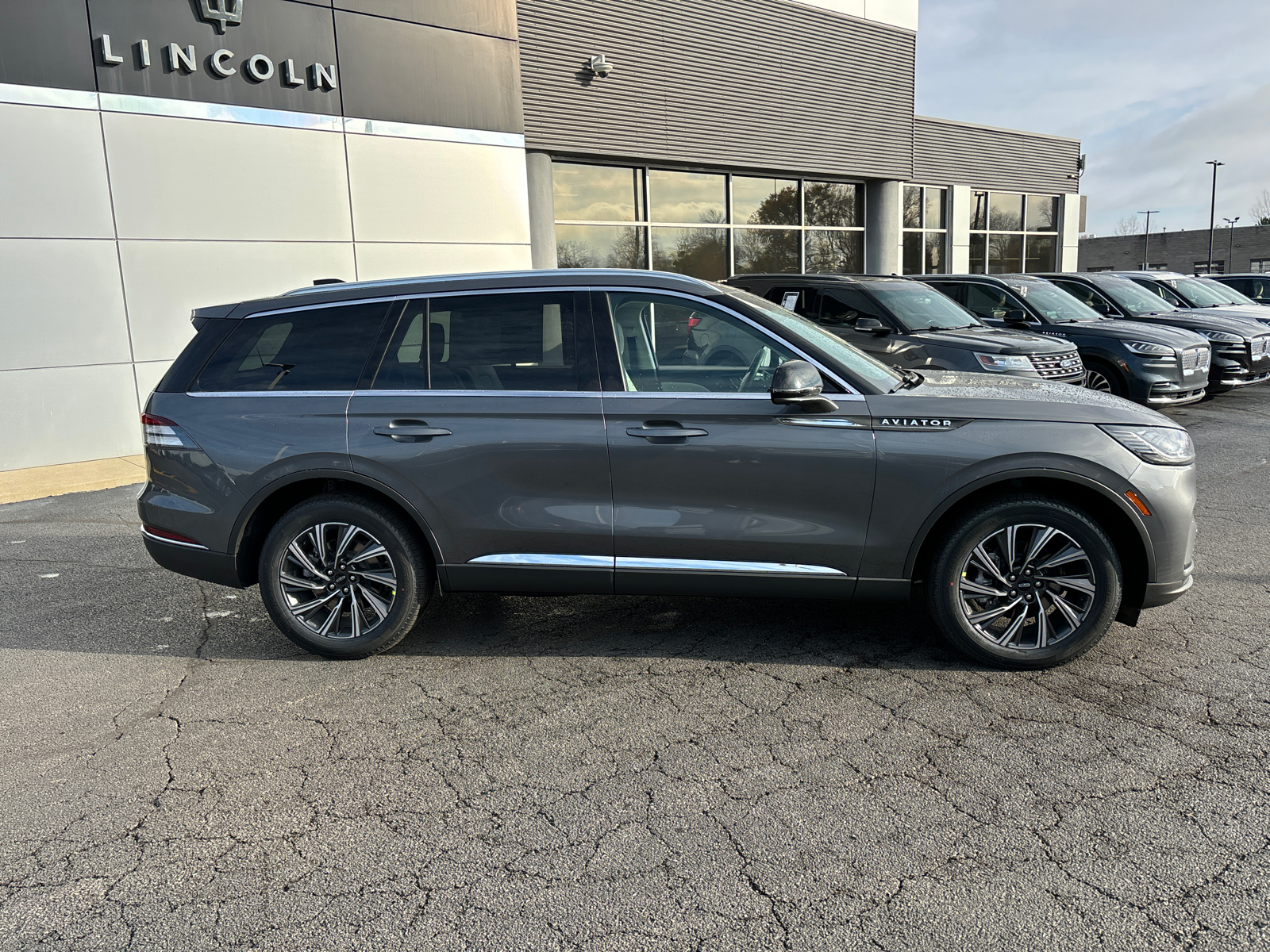 2025 Lincoln Aviator Premiere 8