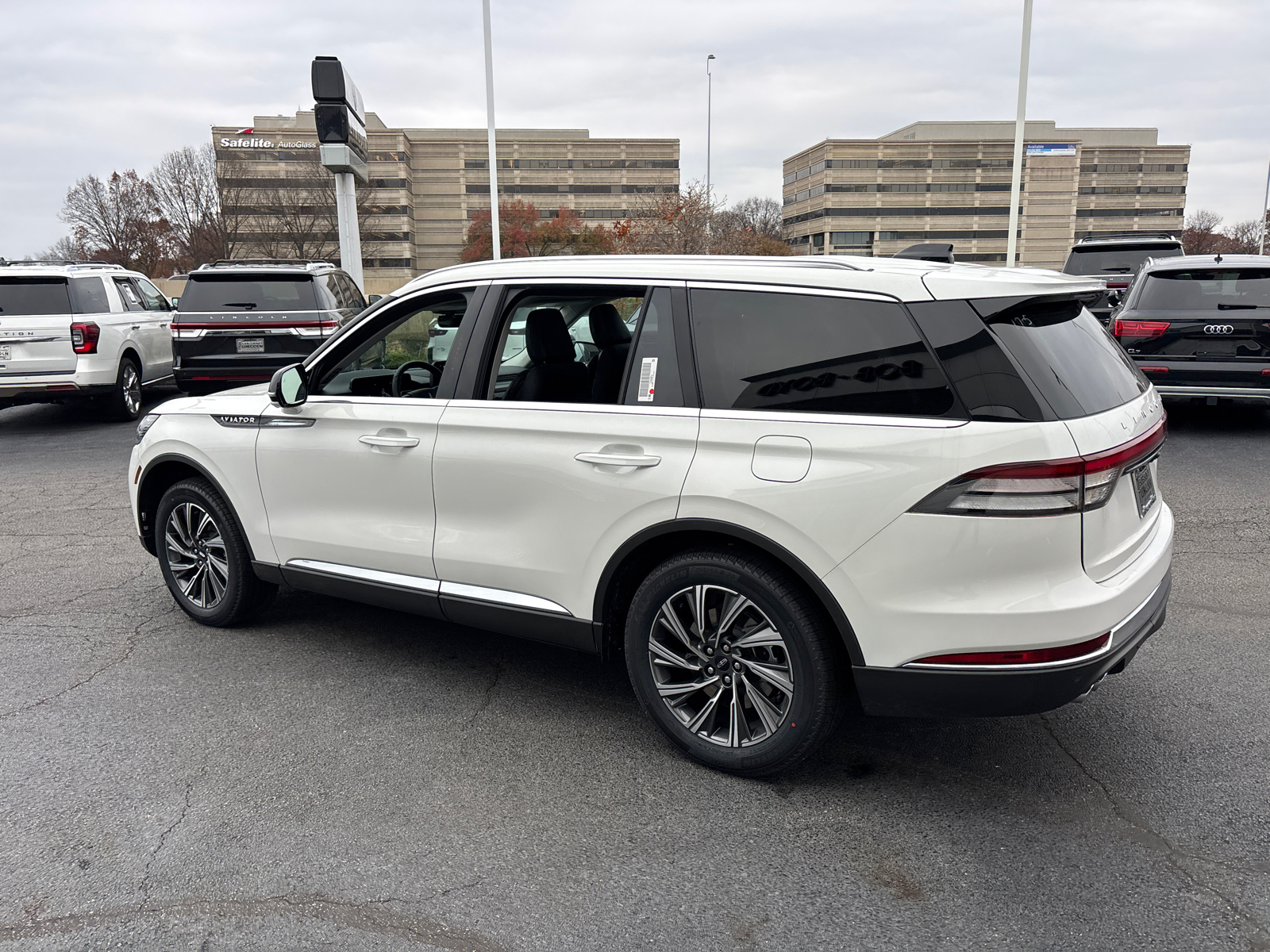 2025 Lincoln Aviator Premiere 5