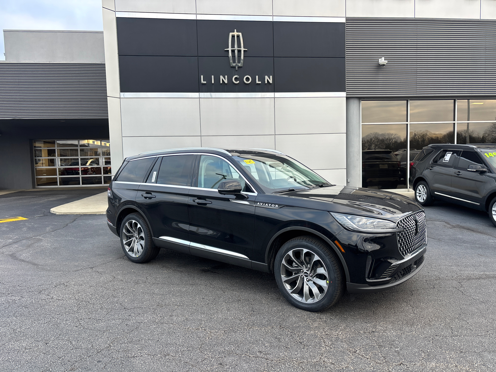 2025 Lincoln Aviator Premiere 1