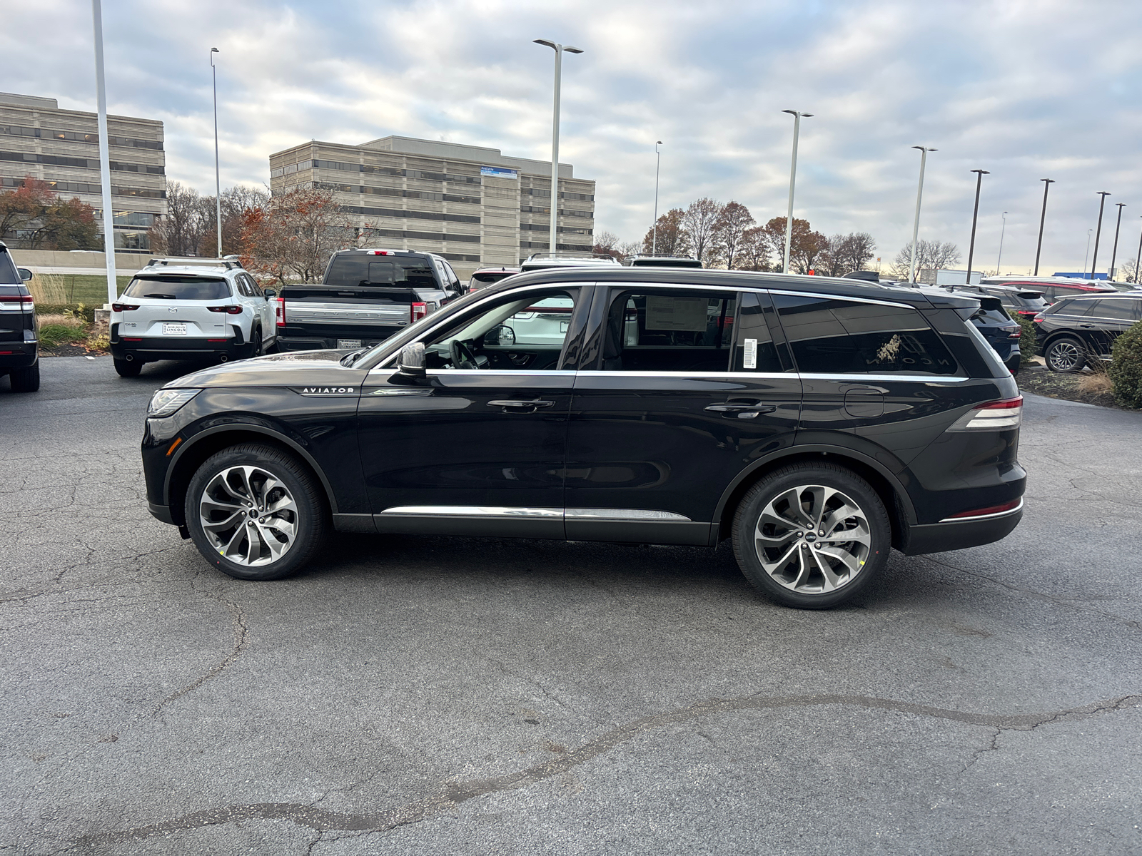 2025 Lincoln Aviator Premiere 4