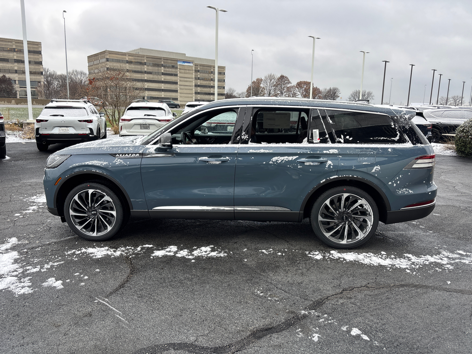 2025 Lincoln Aviator Reserve 4