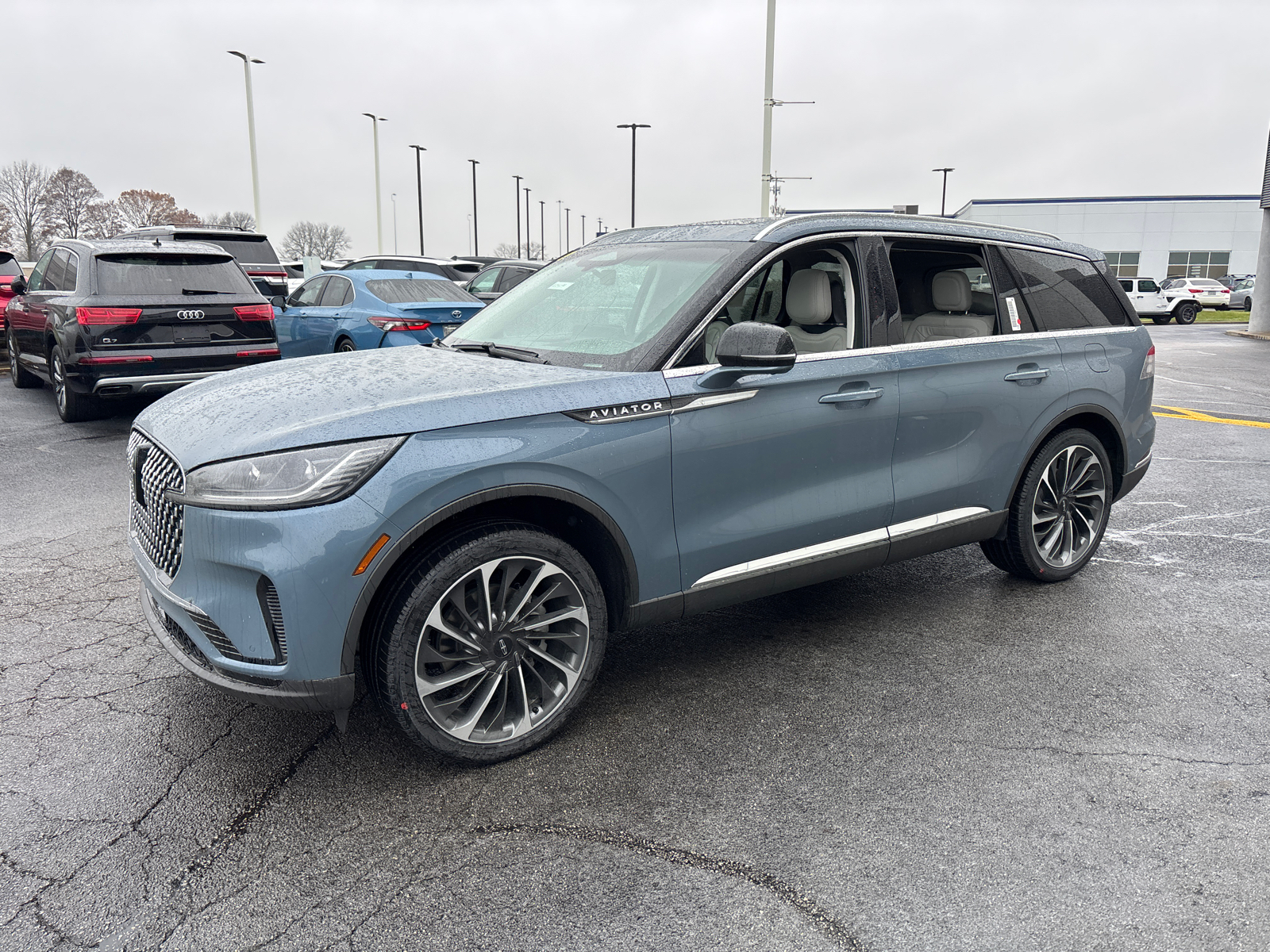 2025 Lincoln Aviator Reserve 3