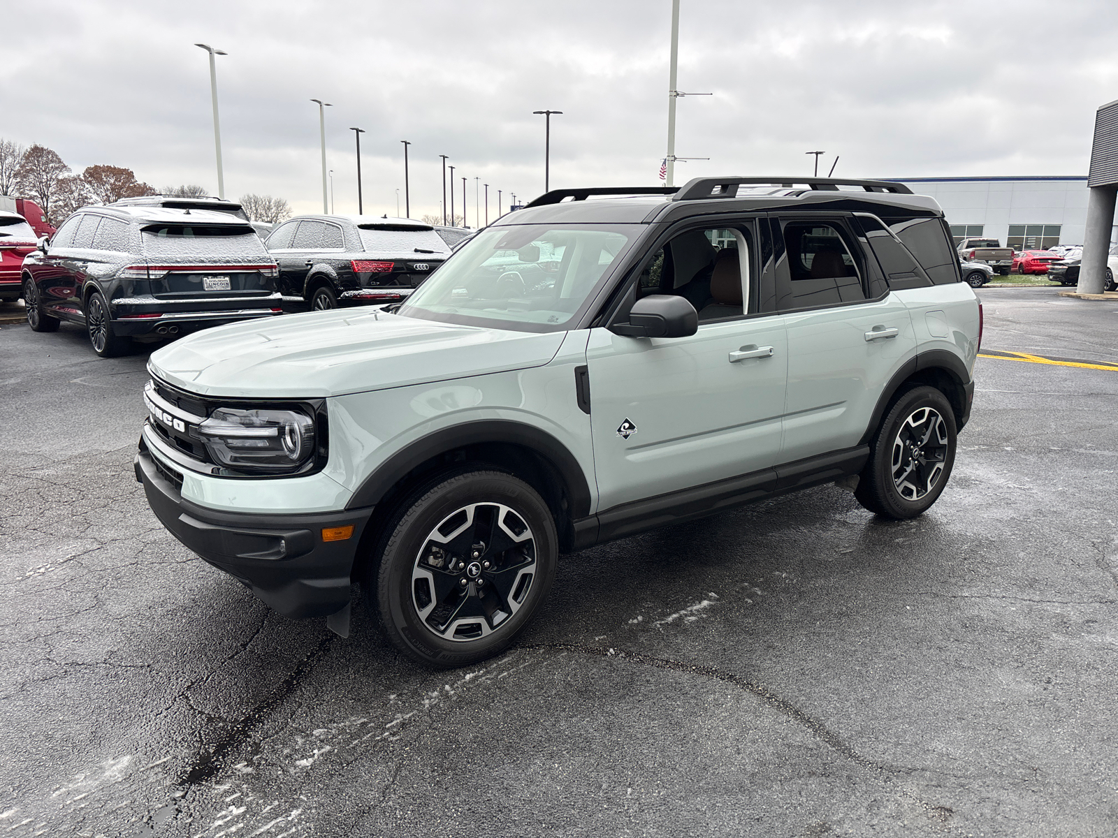 2022 Ford Bronco Sport Outer Banks 3