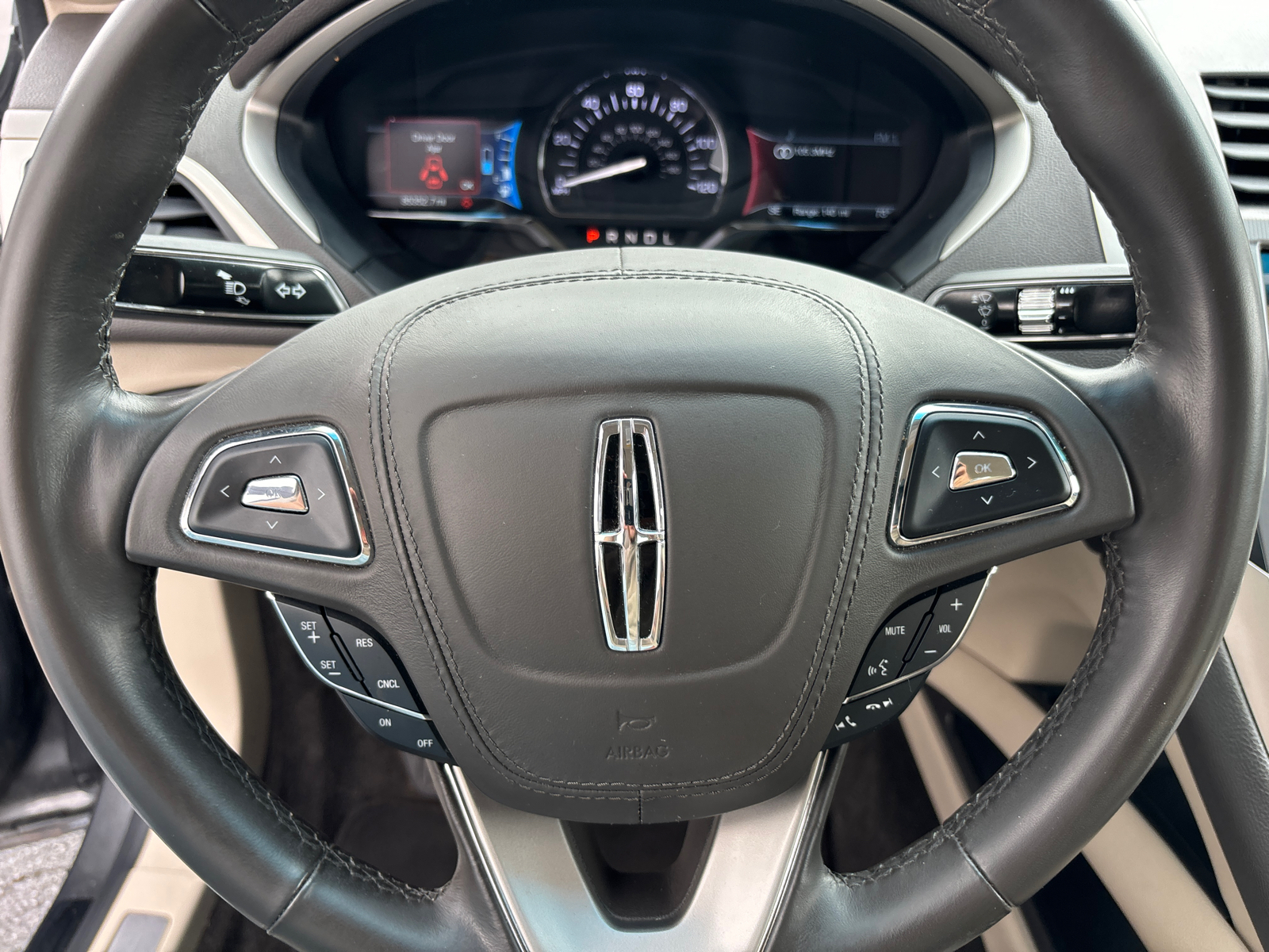 2018 Lincoln MKZ Hybrid Premiere 17