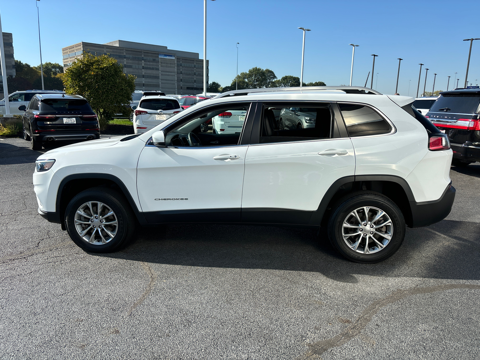 2021 Jeep Cherokee Latitude Lux 4