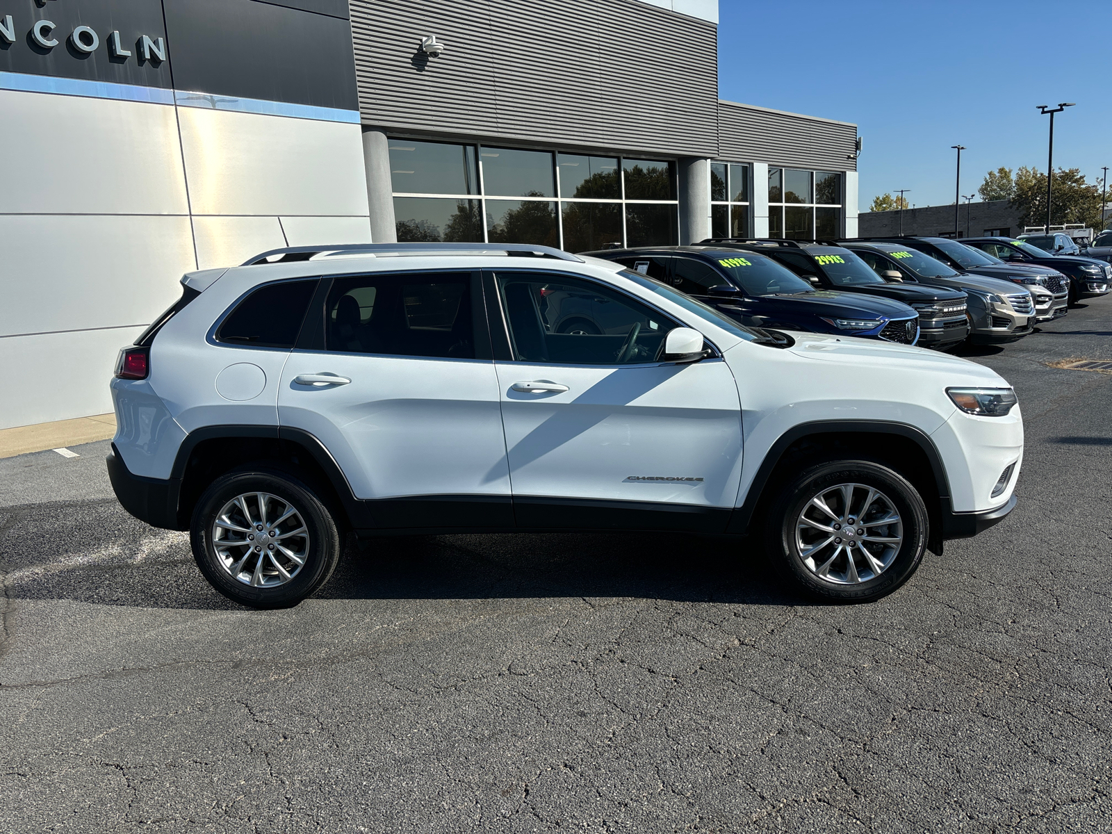 2021 Jeep Cherokee Latitude Lux 8