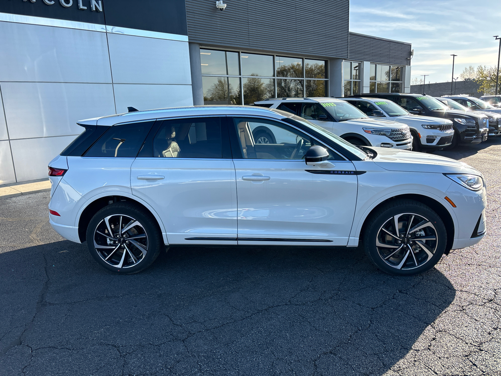 2024 Lincoln Corsair Grand Touring 8