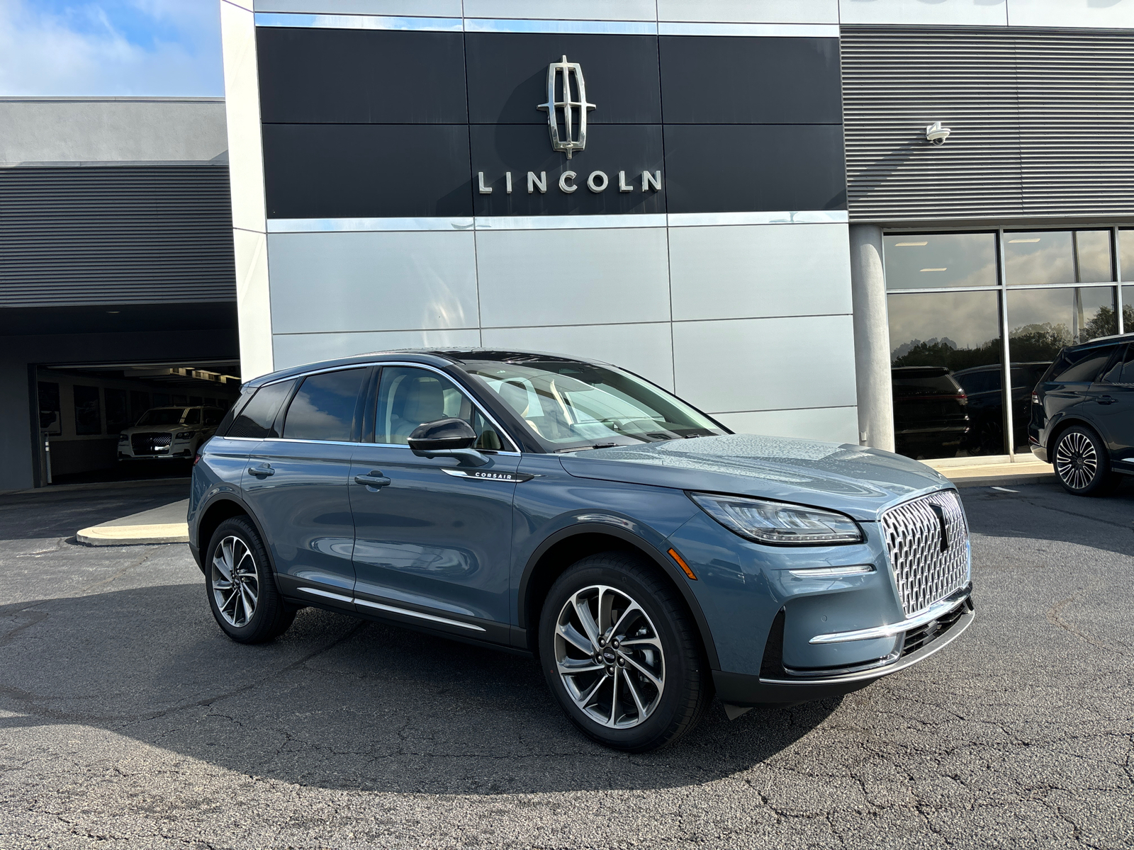 2024 Lincoln Corsair Premiere 1