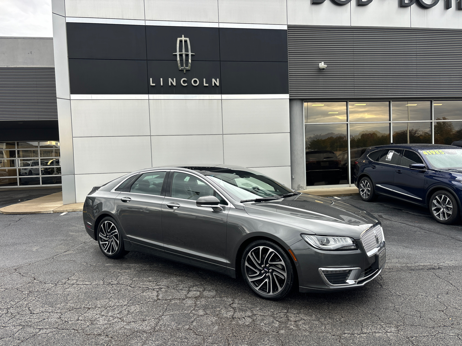 2020 Lincoln MKZ Reserve 1