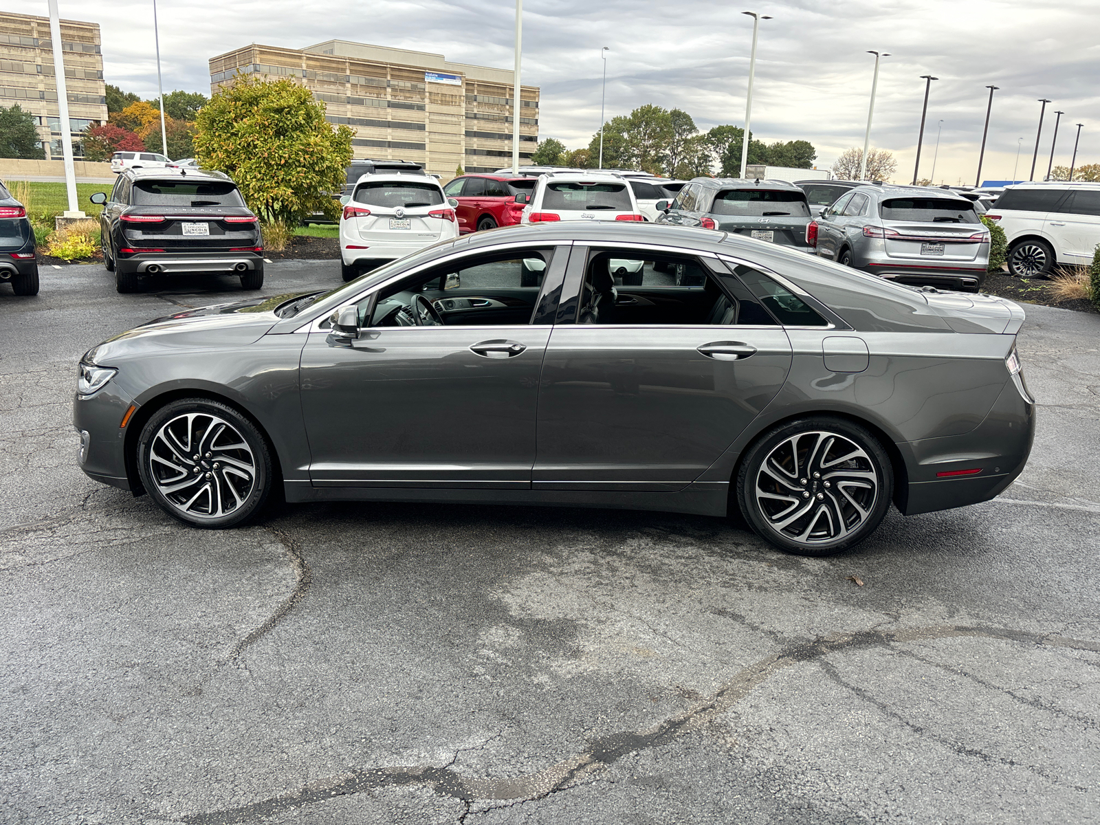 2020 Lincoln MKZ Reserve 4