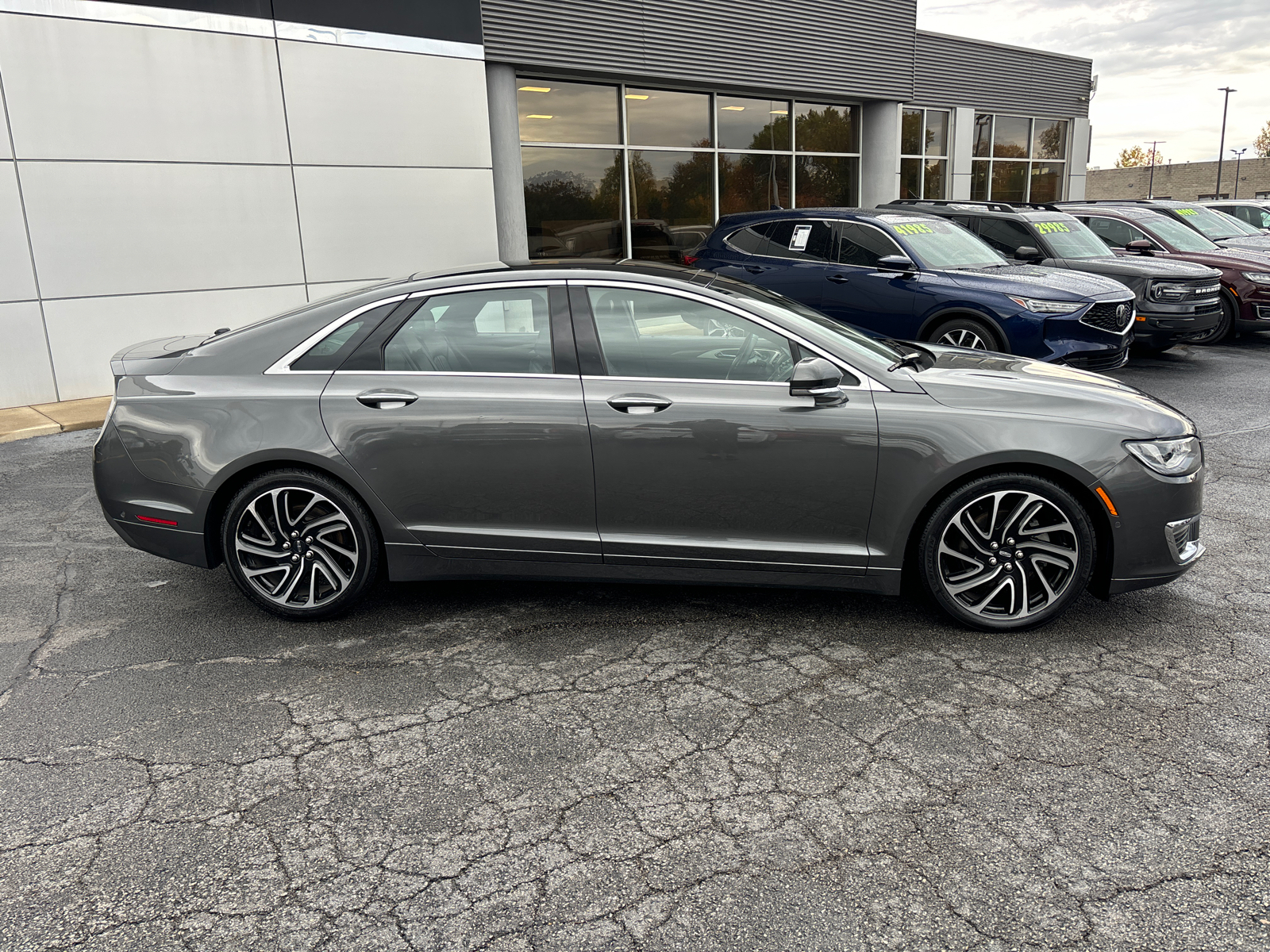 2020 Lincoln MKZ Reserve 8