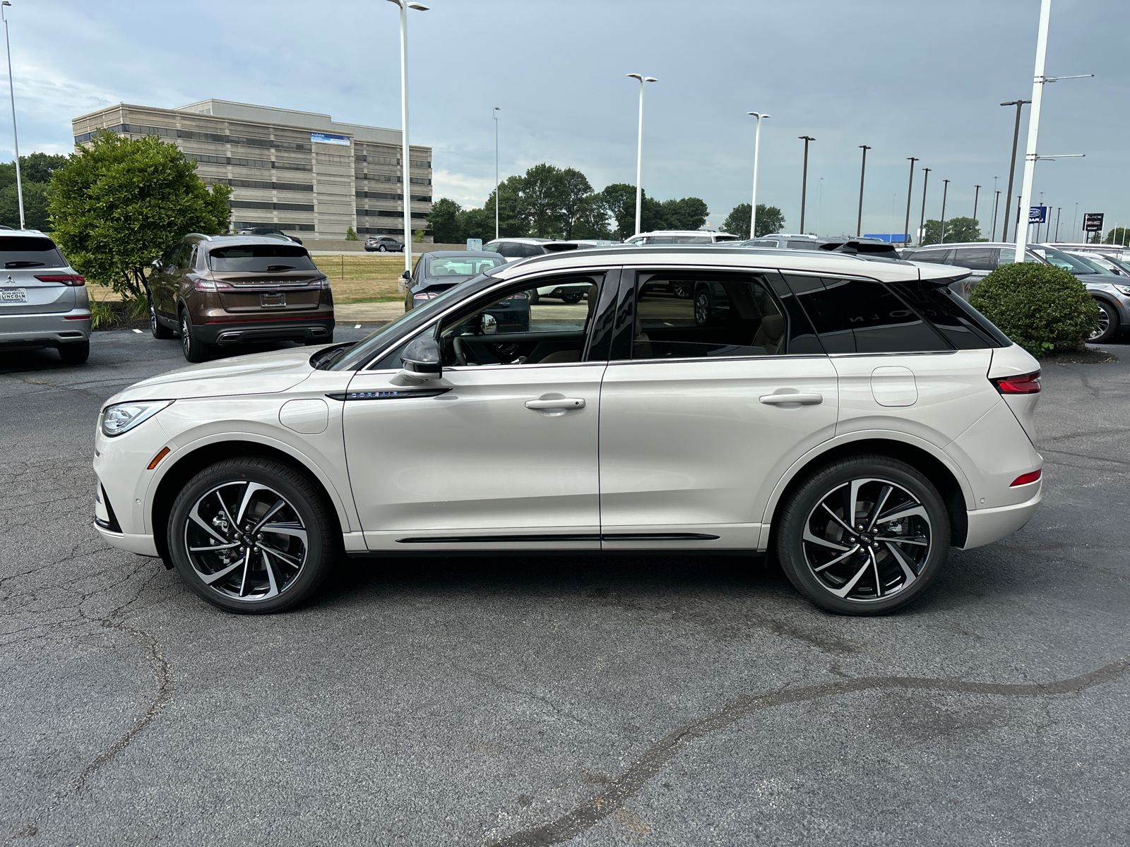 2024 Lincoln Corsair Grand Touring 4