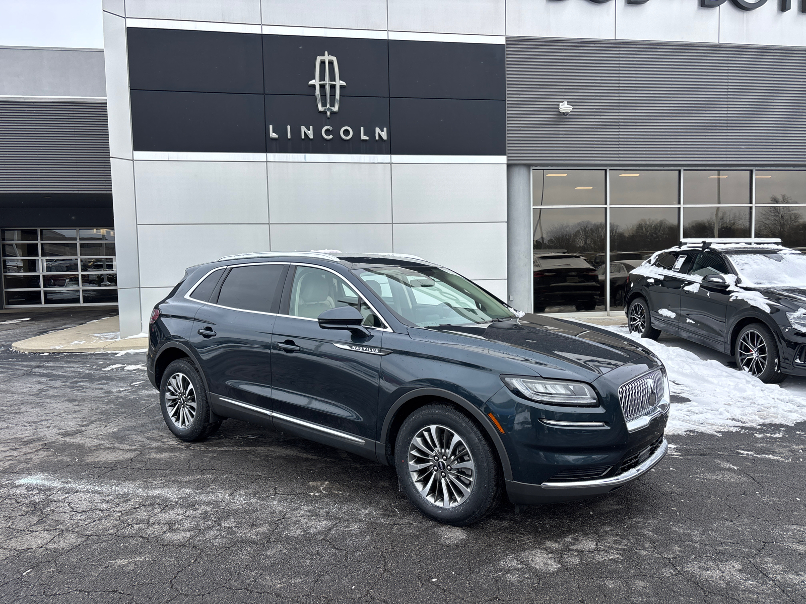 2022 Lincoln Nautilus Standard 1