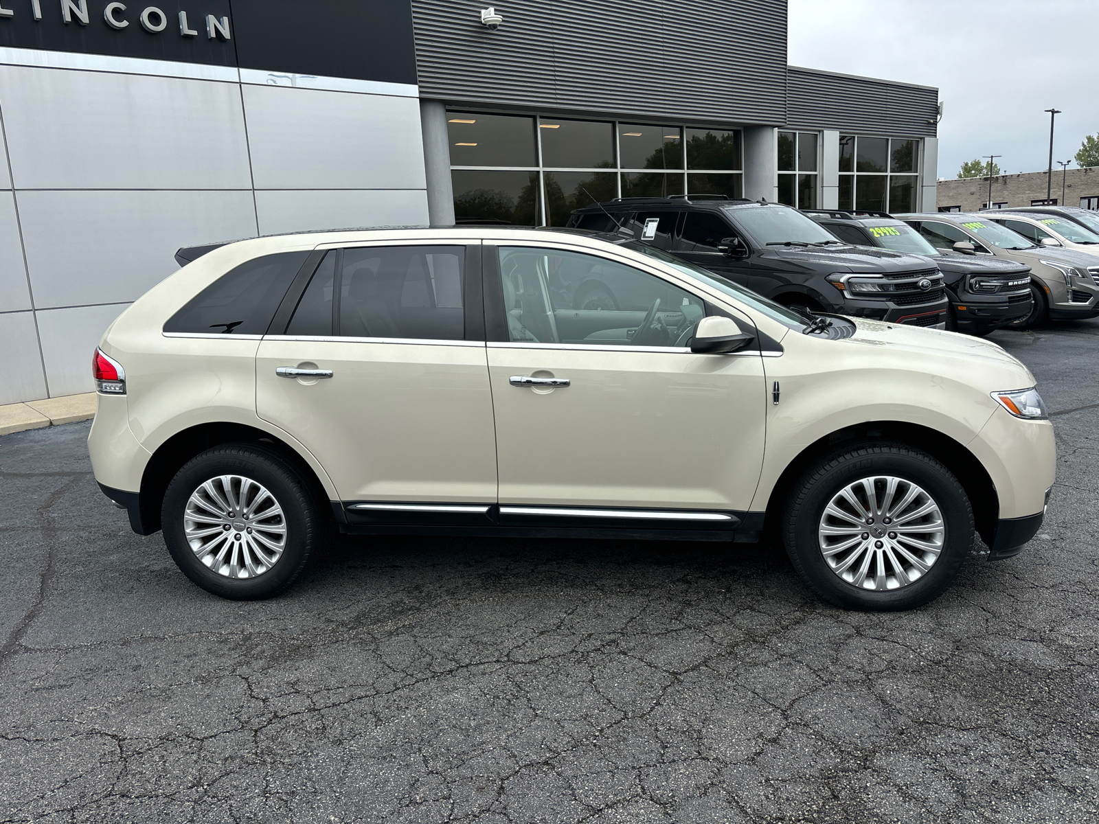 2014 Lincoln MKX  8