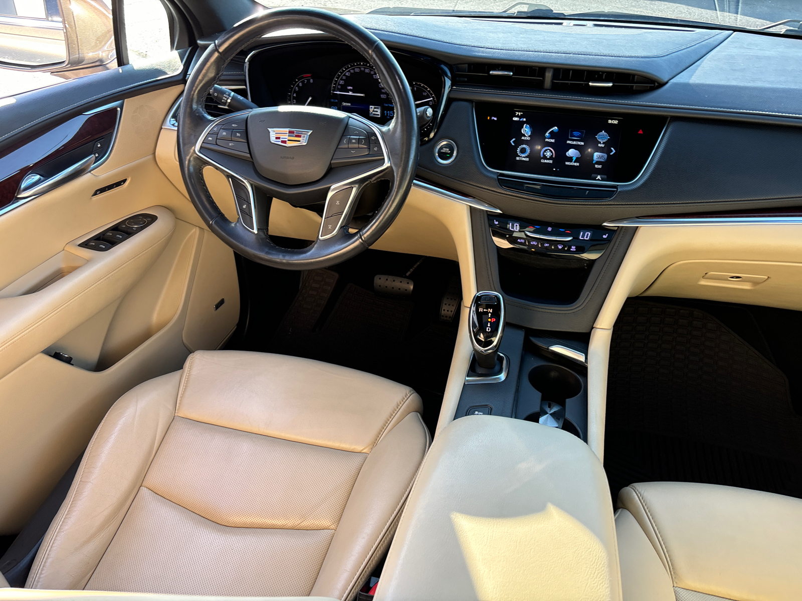 2018 Cadillac XT5 Luxury AWD 30