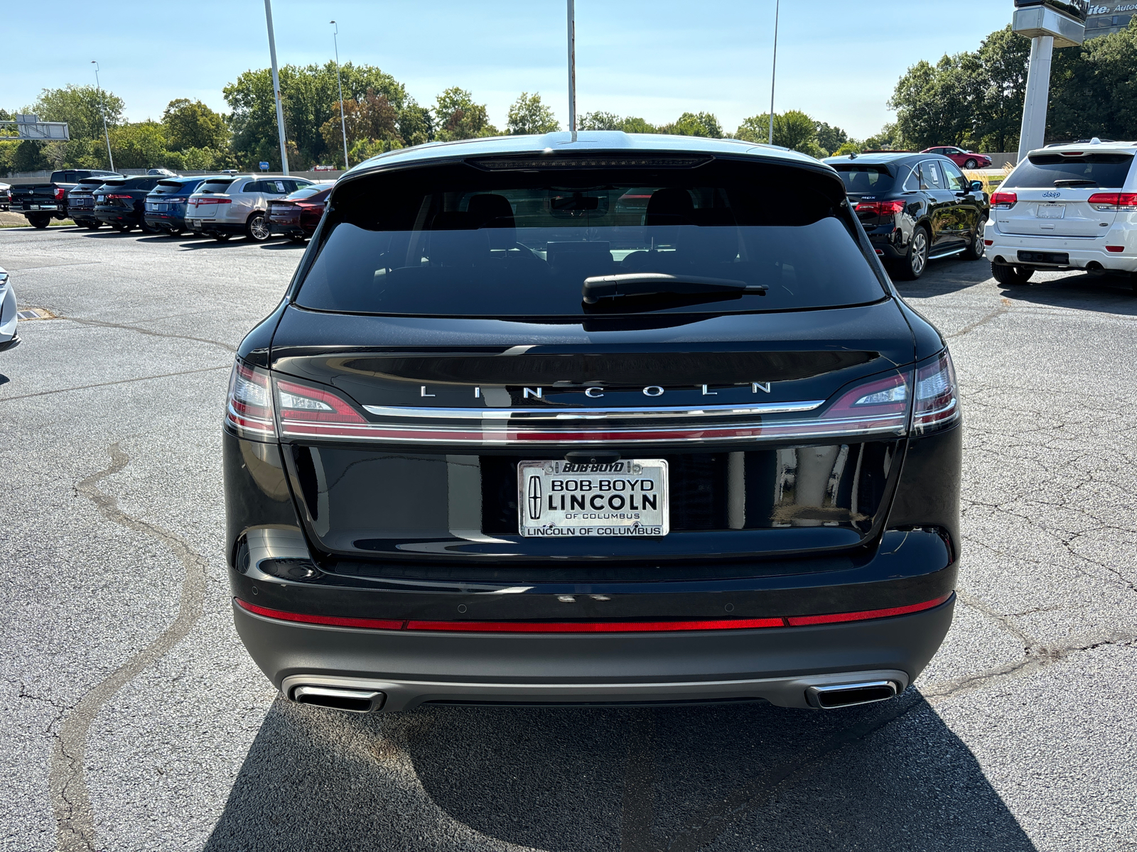 2022 Lincoln Nautilus Standard 6