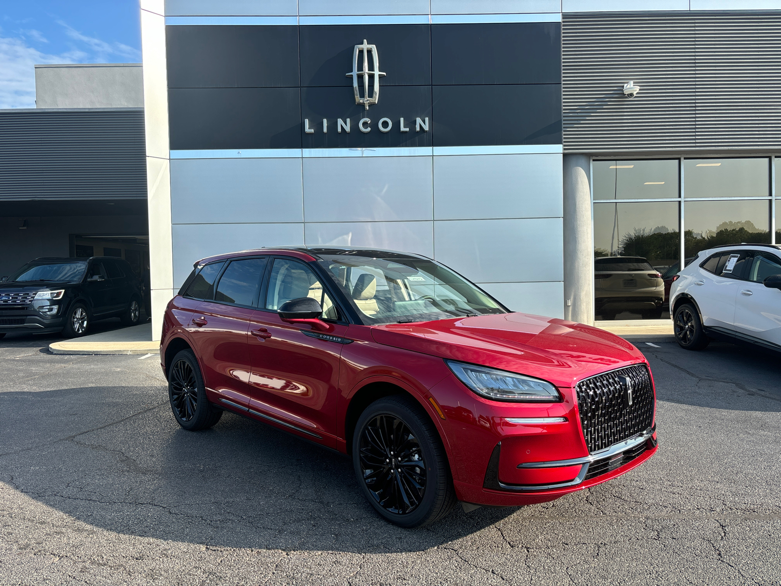 2024 Lincoln Corsair Premiere 1