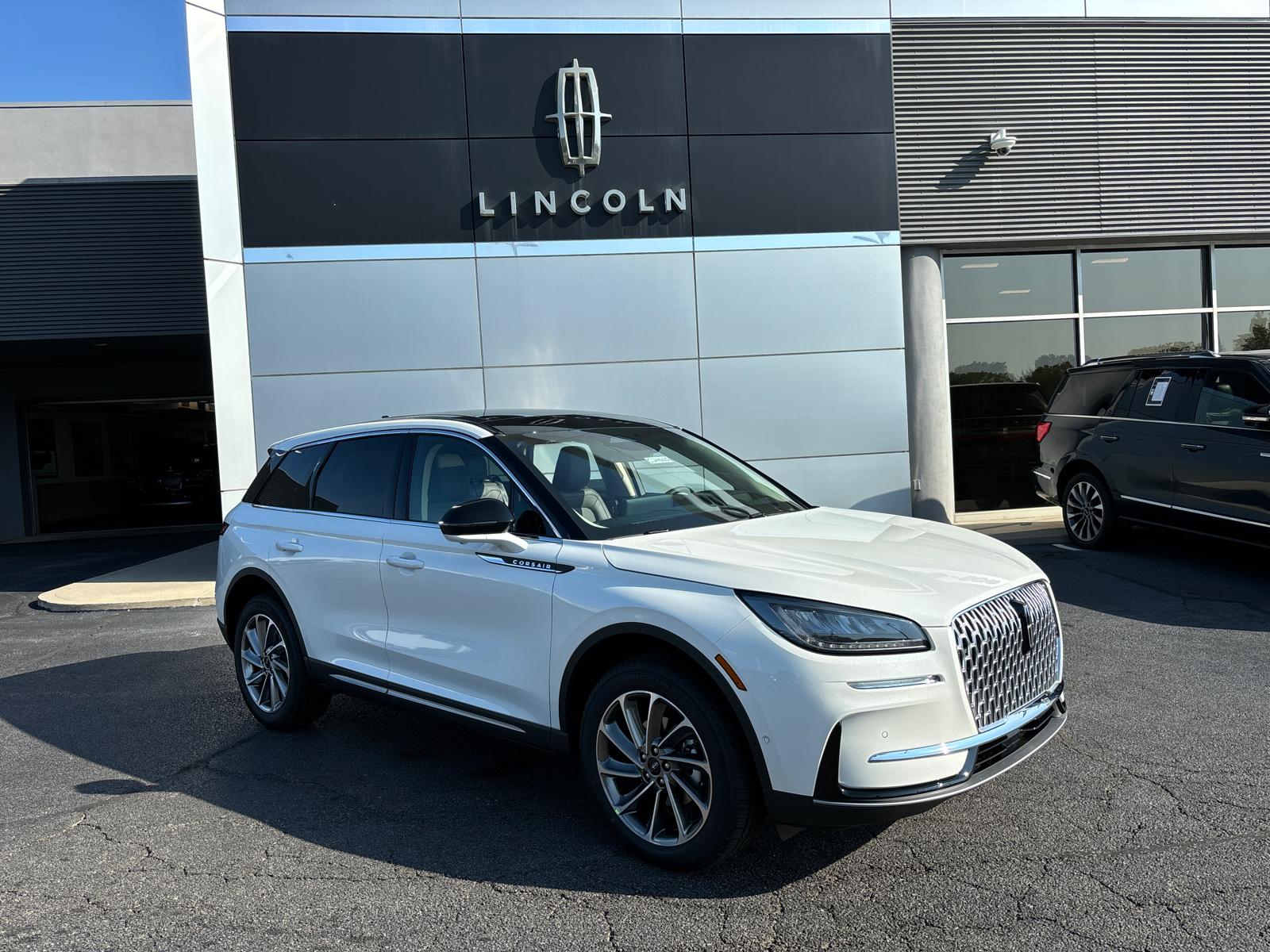 2024 Lincoln Corsair Premiere 1