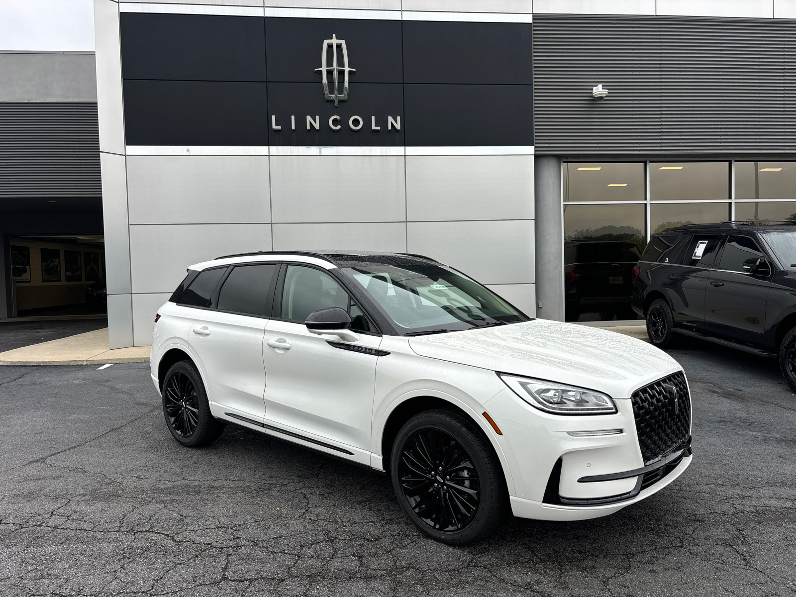 2025 Lincoln Corsair Reserve 1