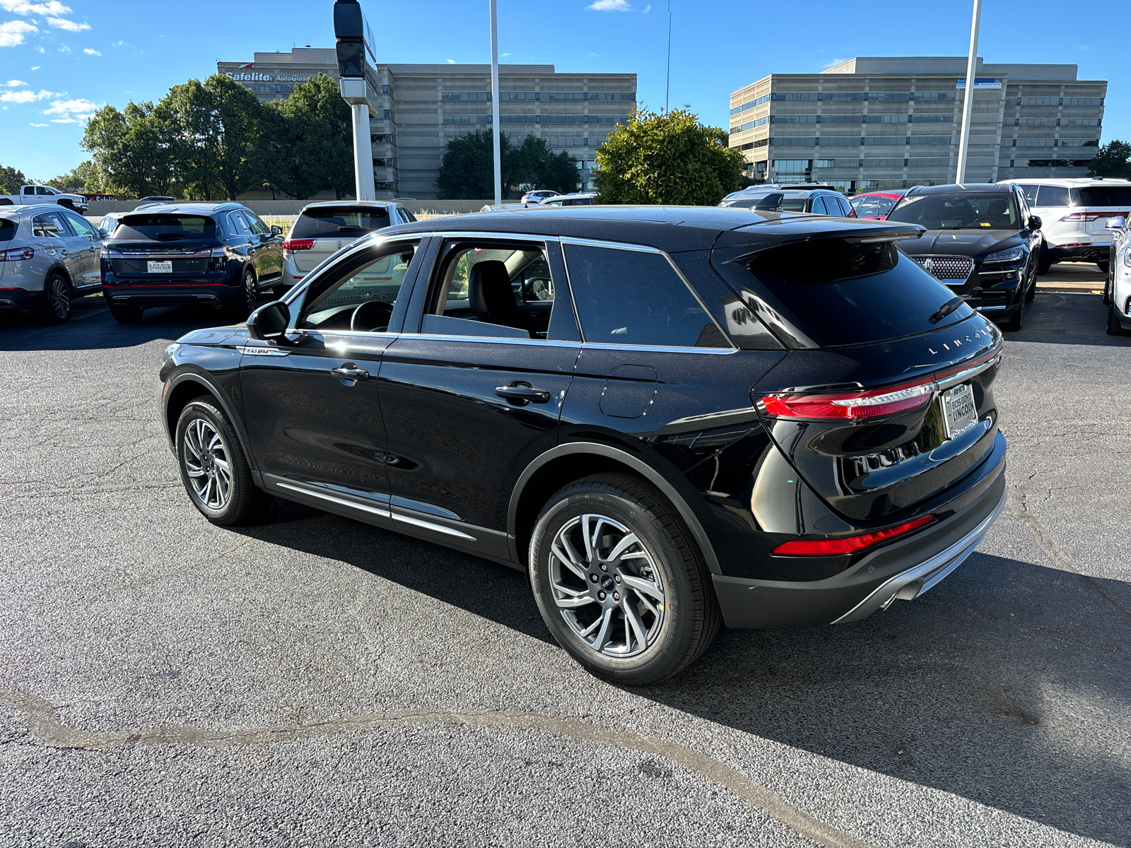 2025 Lincoln Corsair Premiere 5