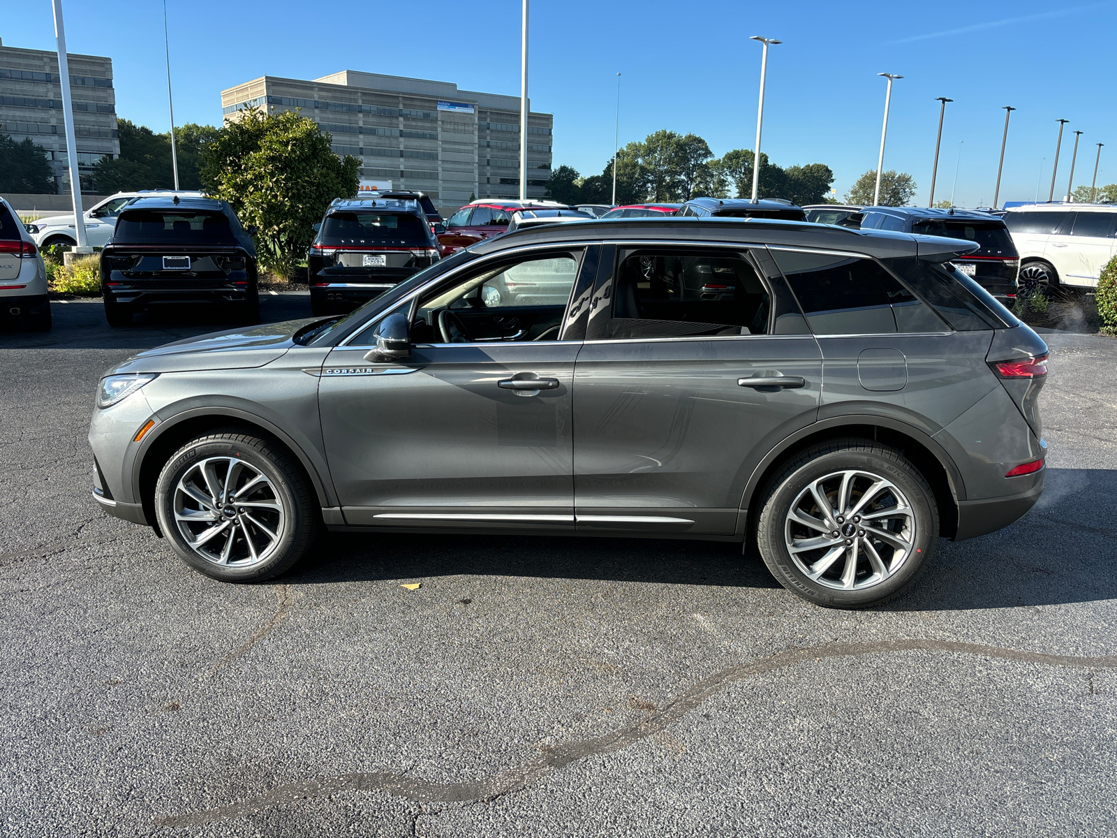 2025 Lincoln Corsair Premiere 4