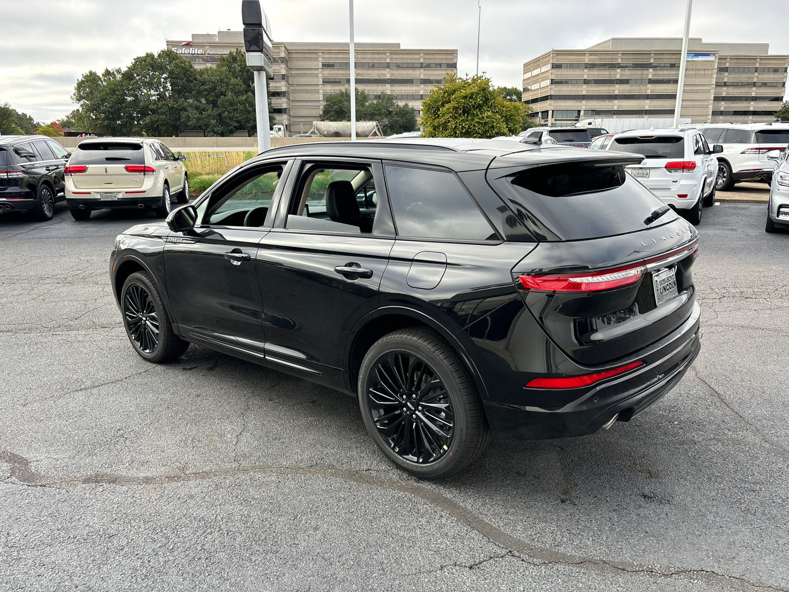 2025 Lincoln Corsair Premiere 5