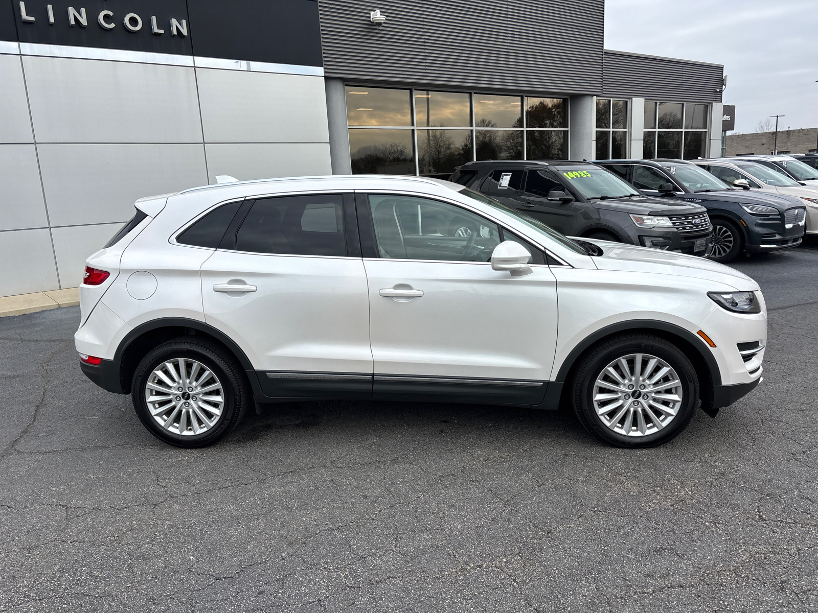 2019 Lincoln MKC Standard 8