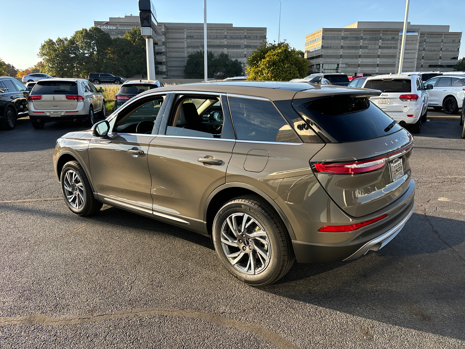 2025 Lincoln Corsair Premiere 5