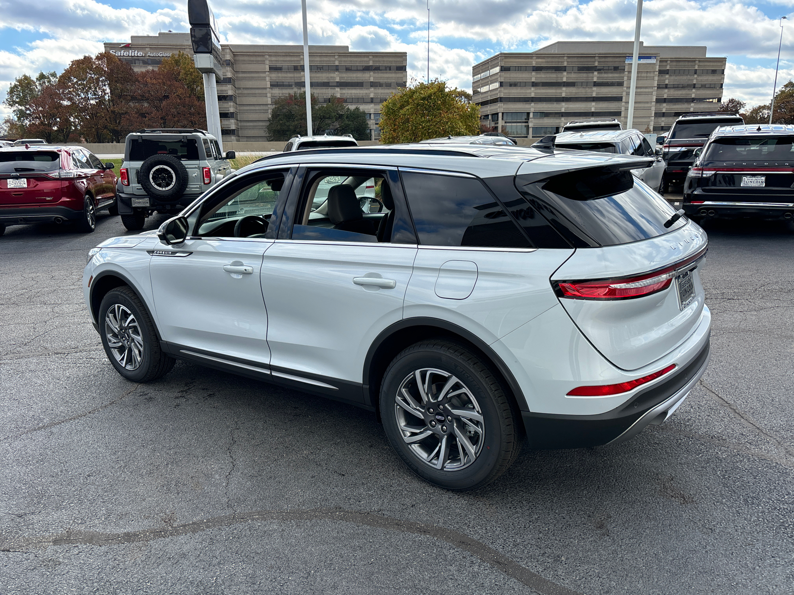 2025 Lincoln Corsair Premiere 5