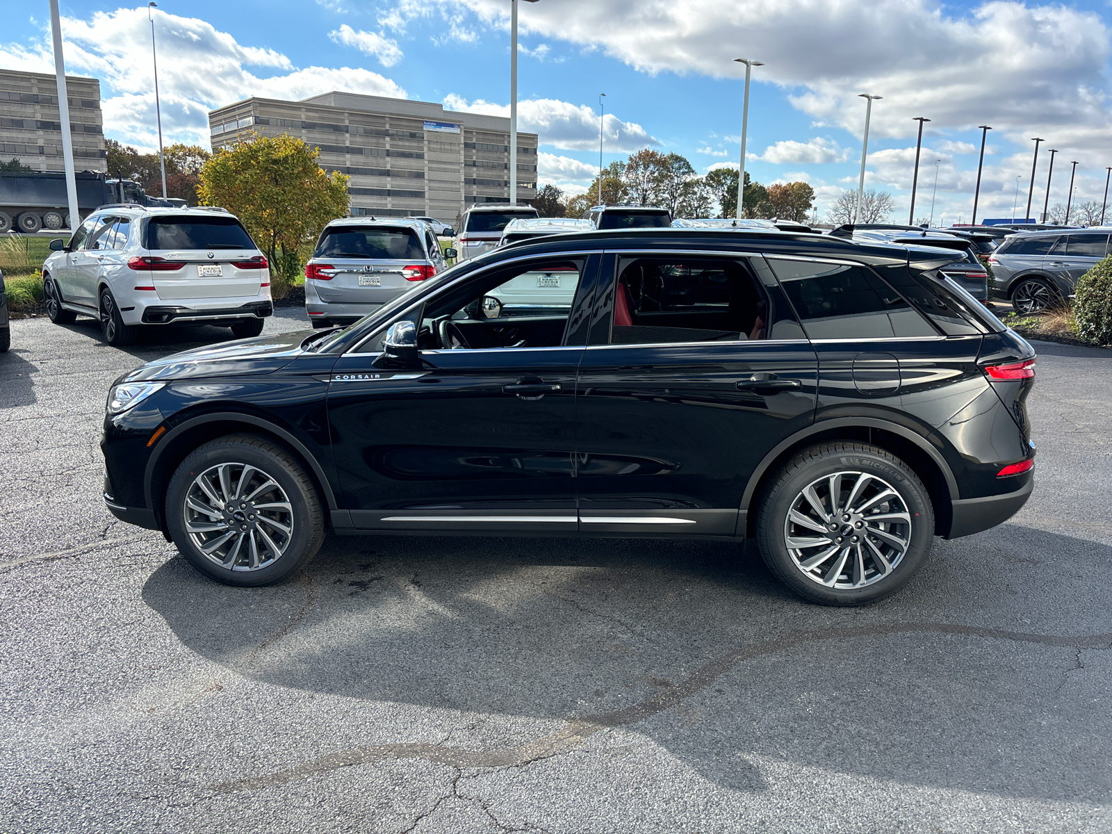 2025 Lincoln Corsair Reserve 4