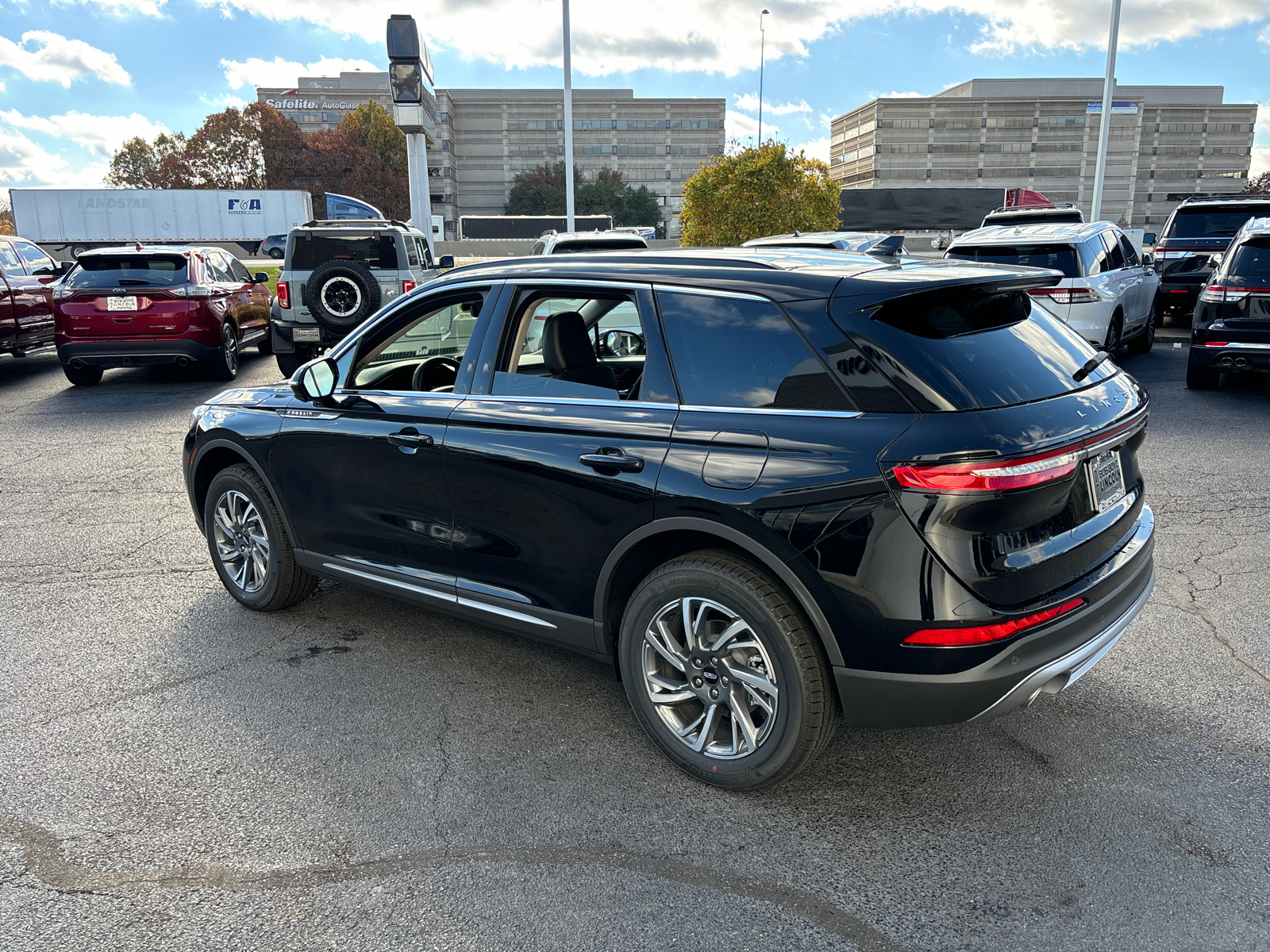 2025 Lincoln Corsair Premiere 5