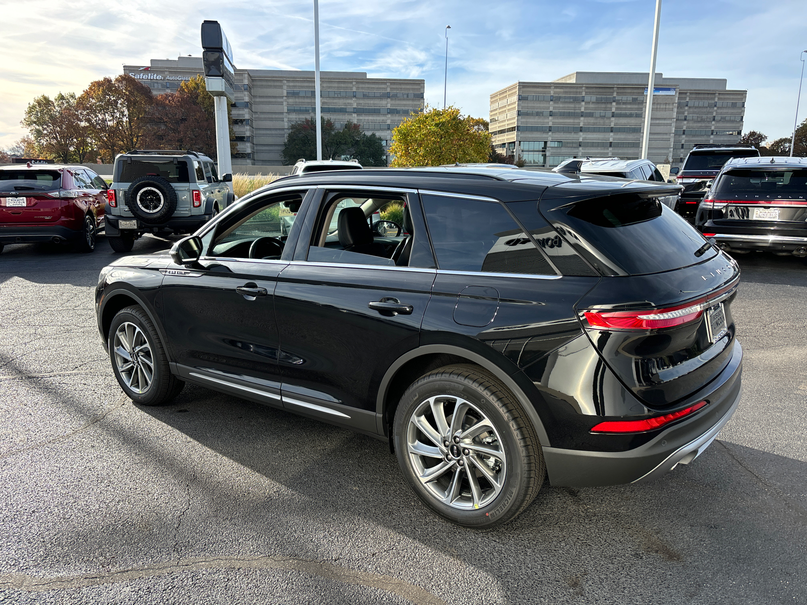 2025 Lincoln Corsair Premiere 5