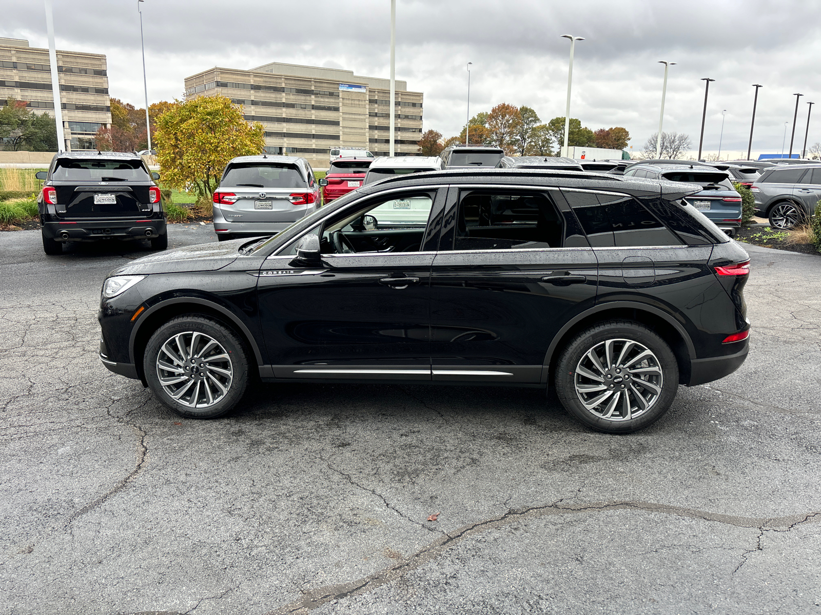 2025 Lincoln Corsair Reserve 4