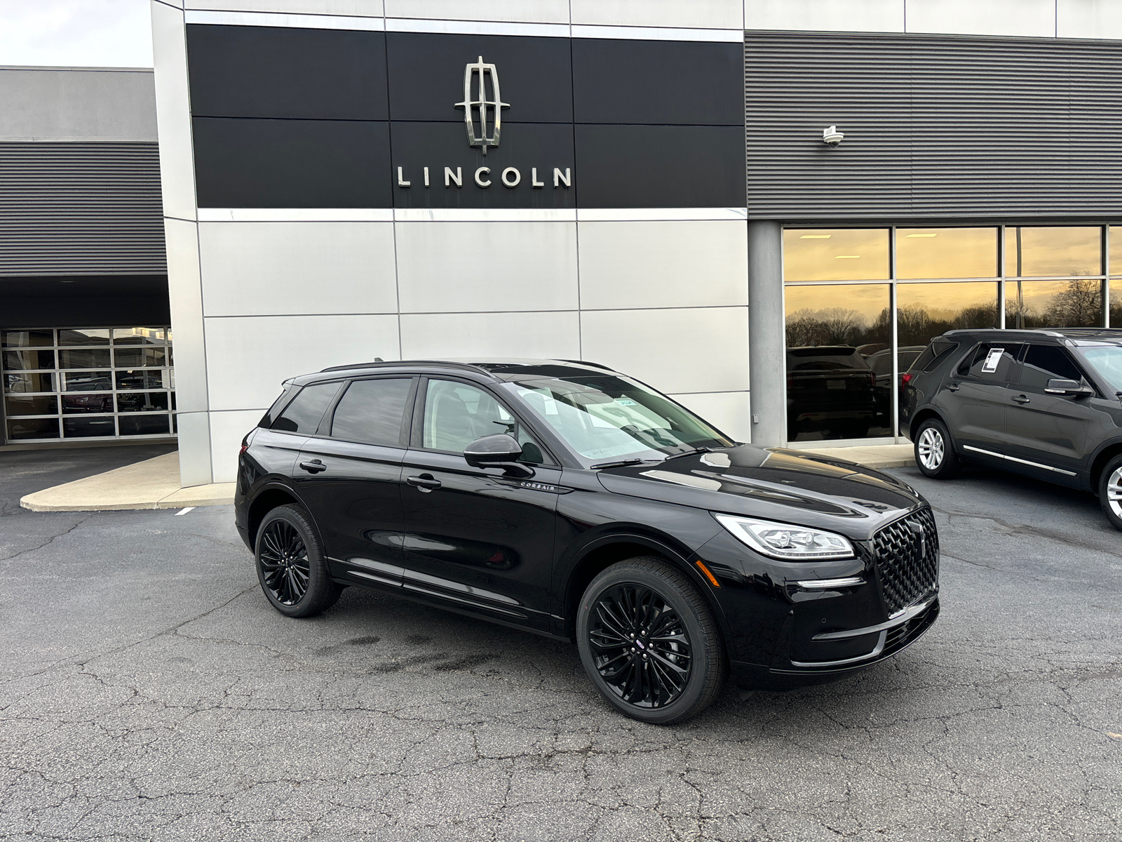 2025 Lincoln Corsair Reserve 1