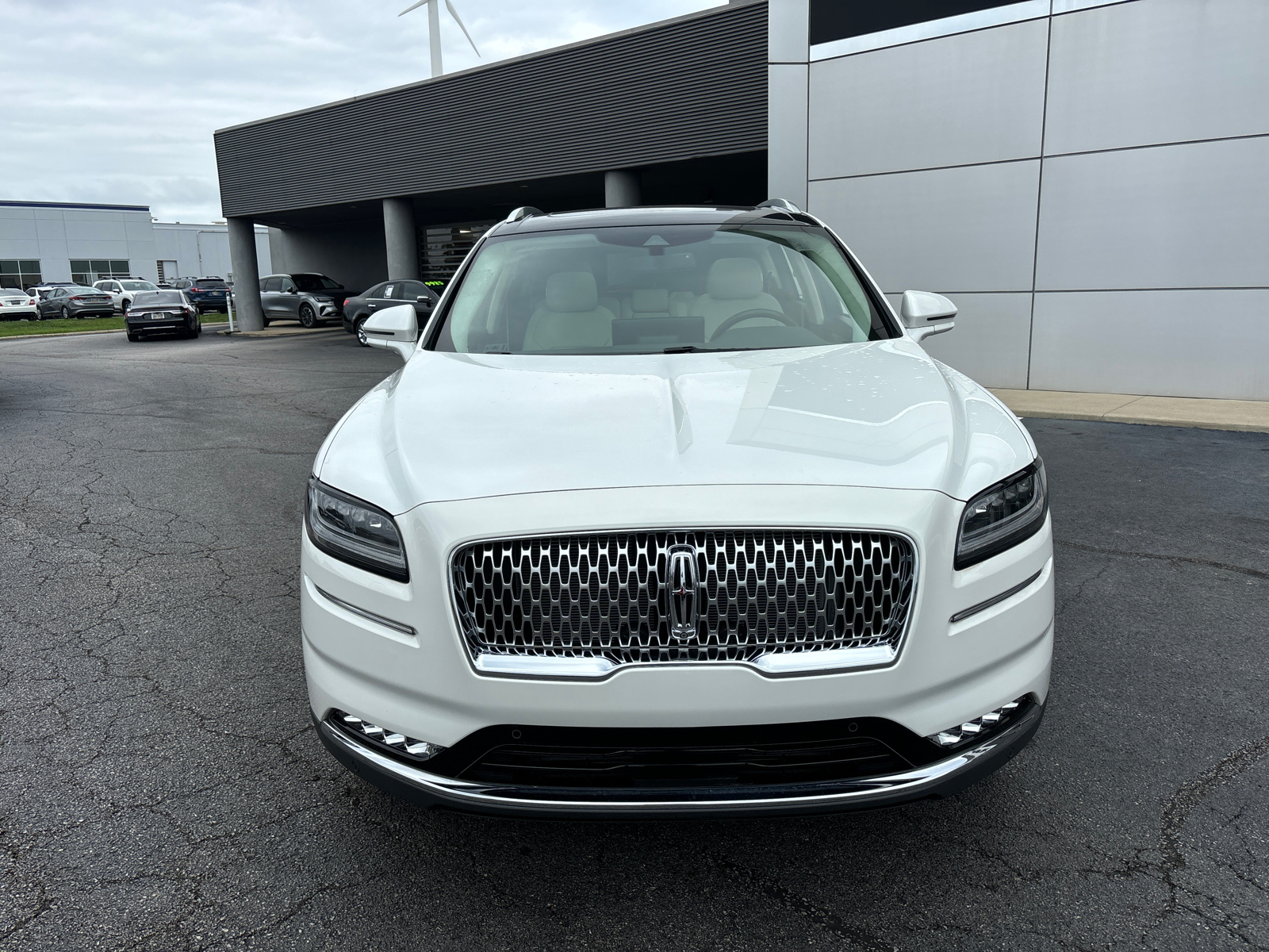 2021 Lincoln Nautilus Black Label 2