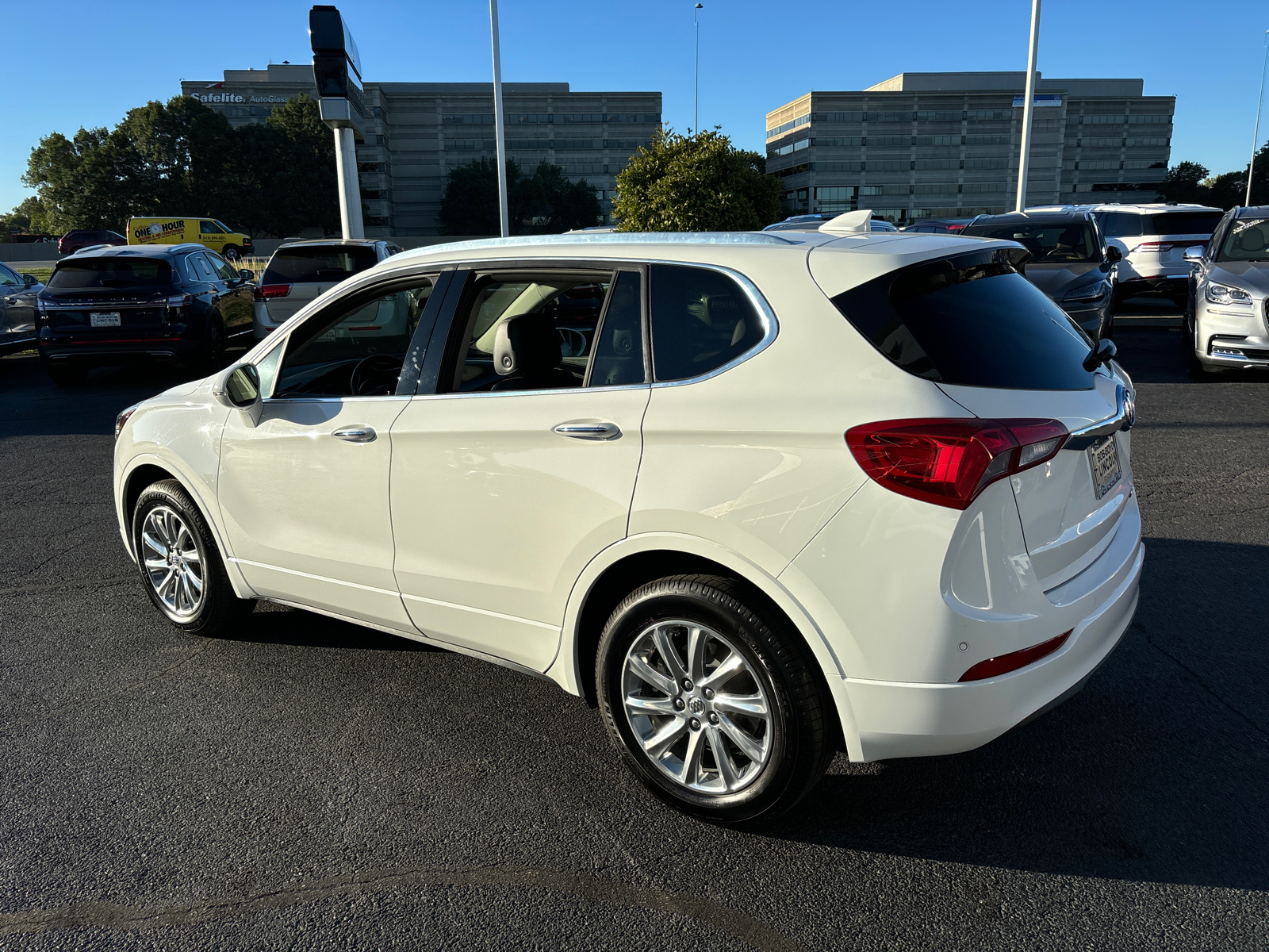 2019 Buick Envision Essence 5