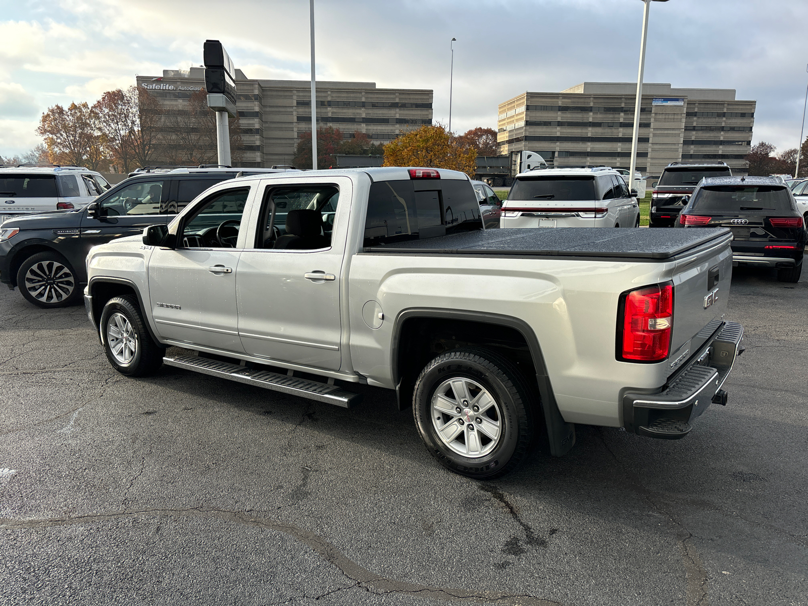 2017 GMC Sierra 1500 SLE 5