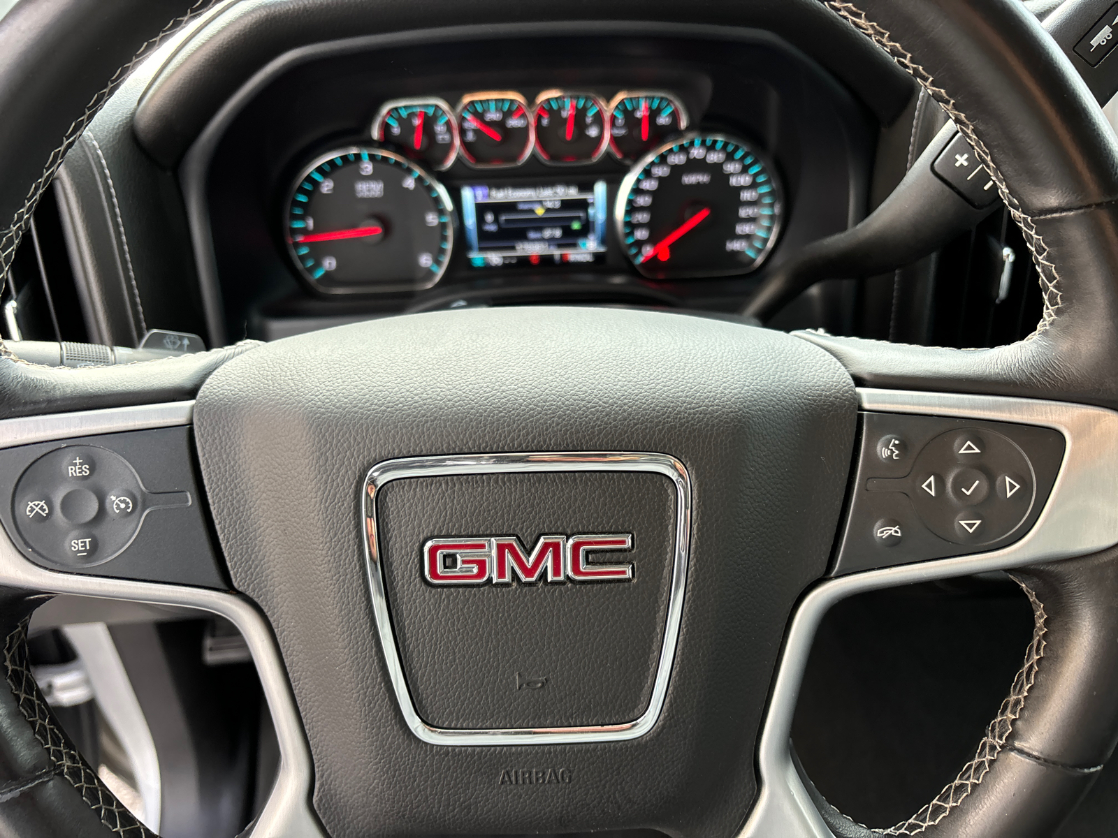 2017 GMC Sierra 1500 SLE 16