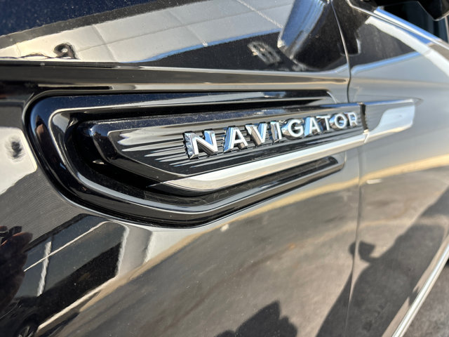 2024 Lincoln Navigator Black Label 36
