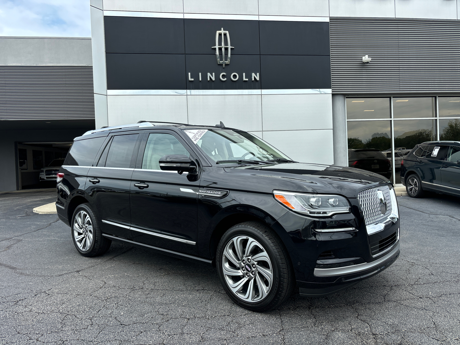 2023 Lincoln Navigator Reserve 1